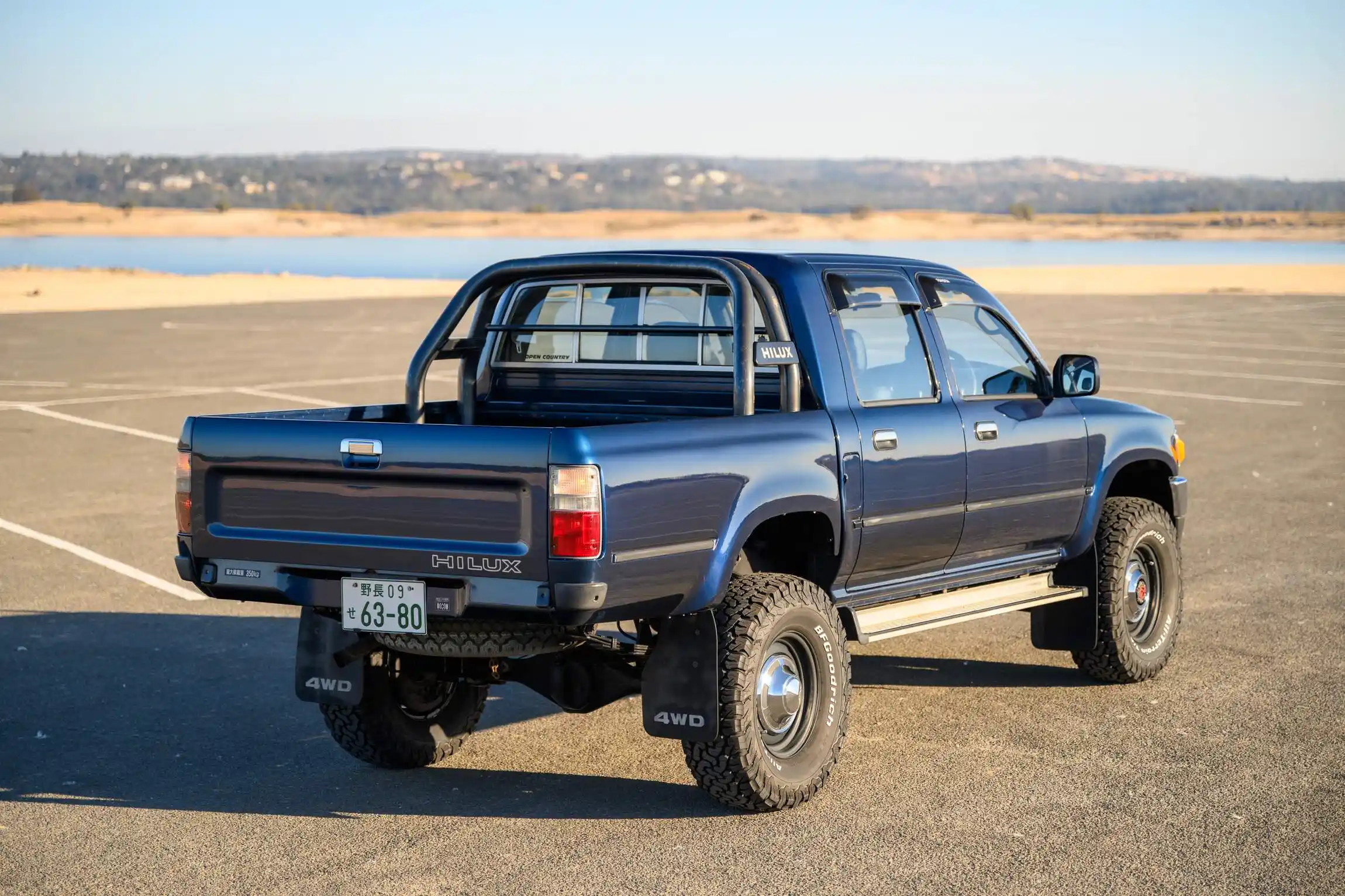 Sold: 1996 Toyota Hilux SSR 4×4