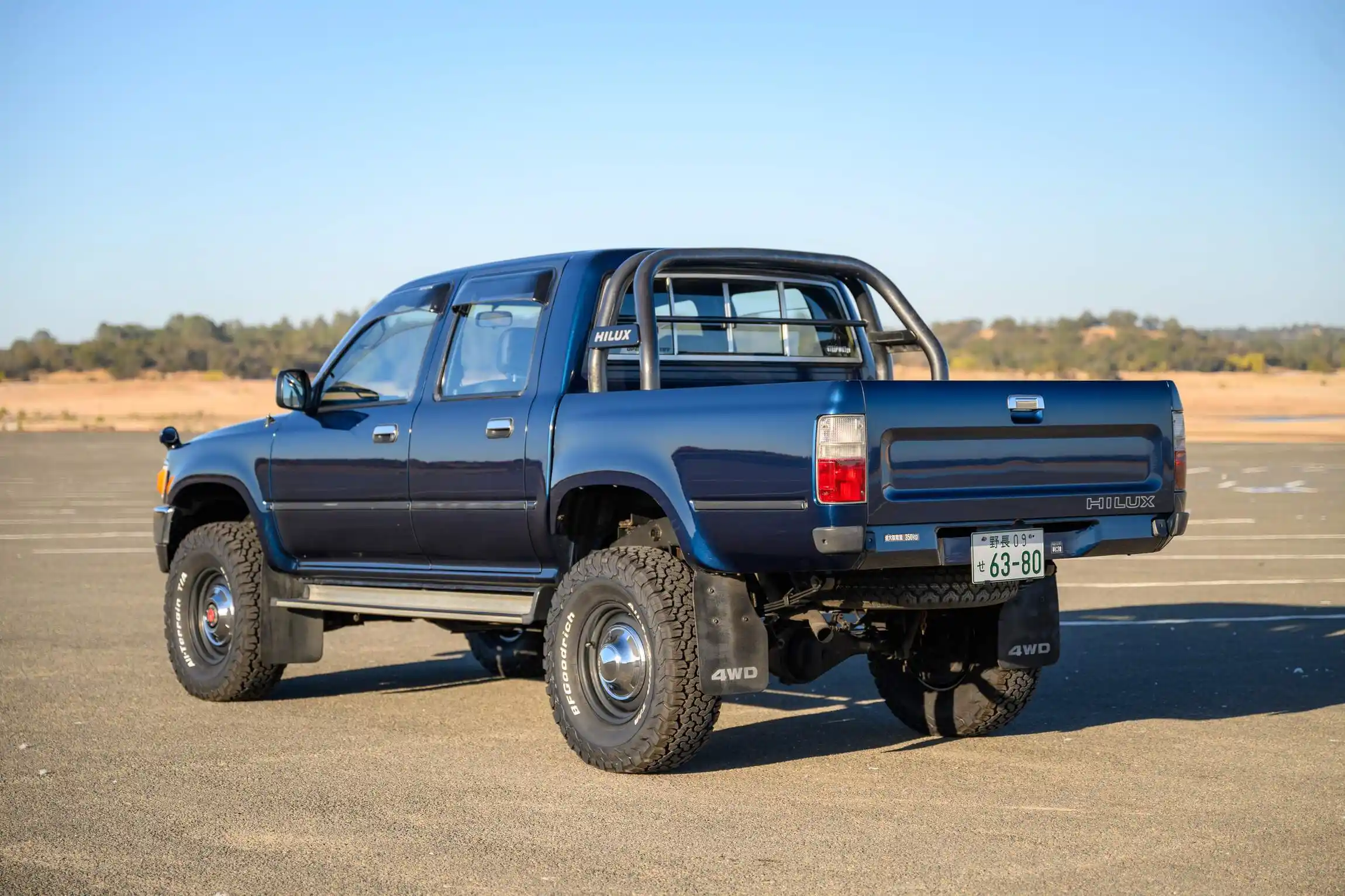 Sold: 1996 Toyota Hilux SSR 4×4