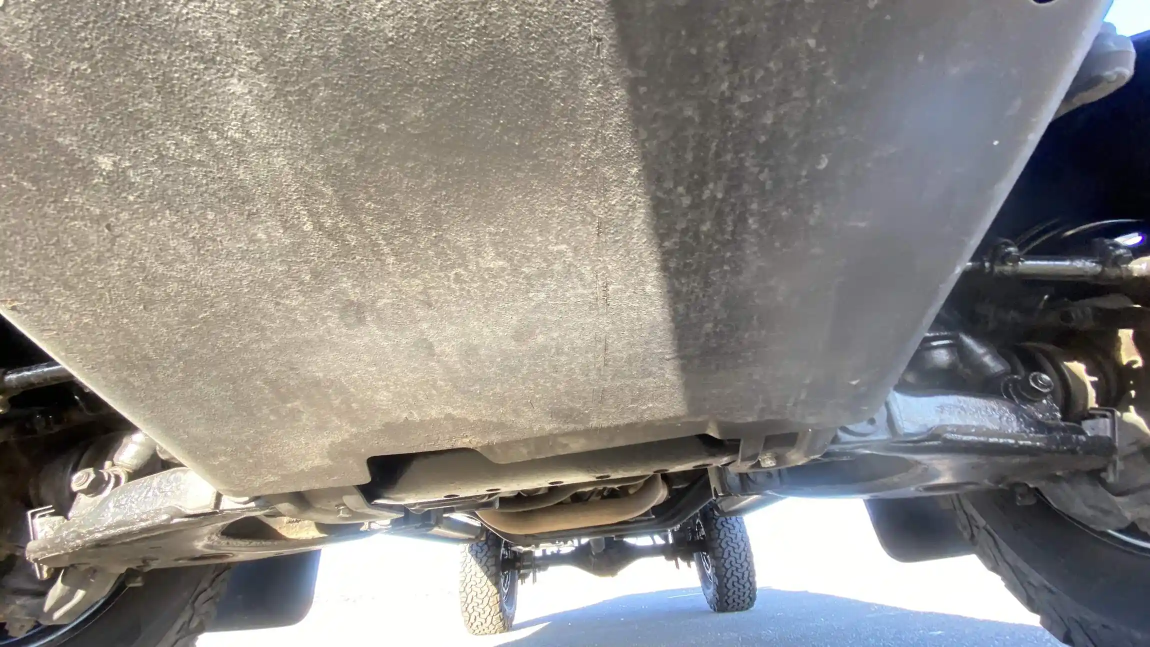 Sold: 1996 Toyota Hilux SSR 4×4