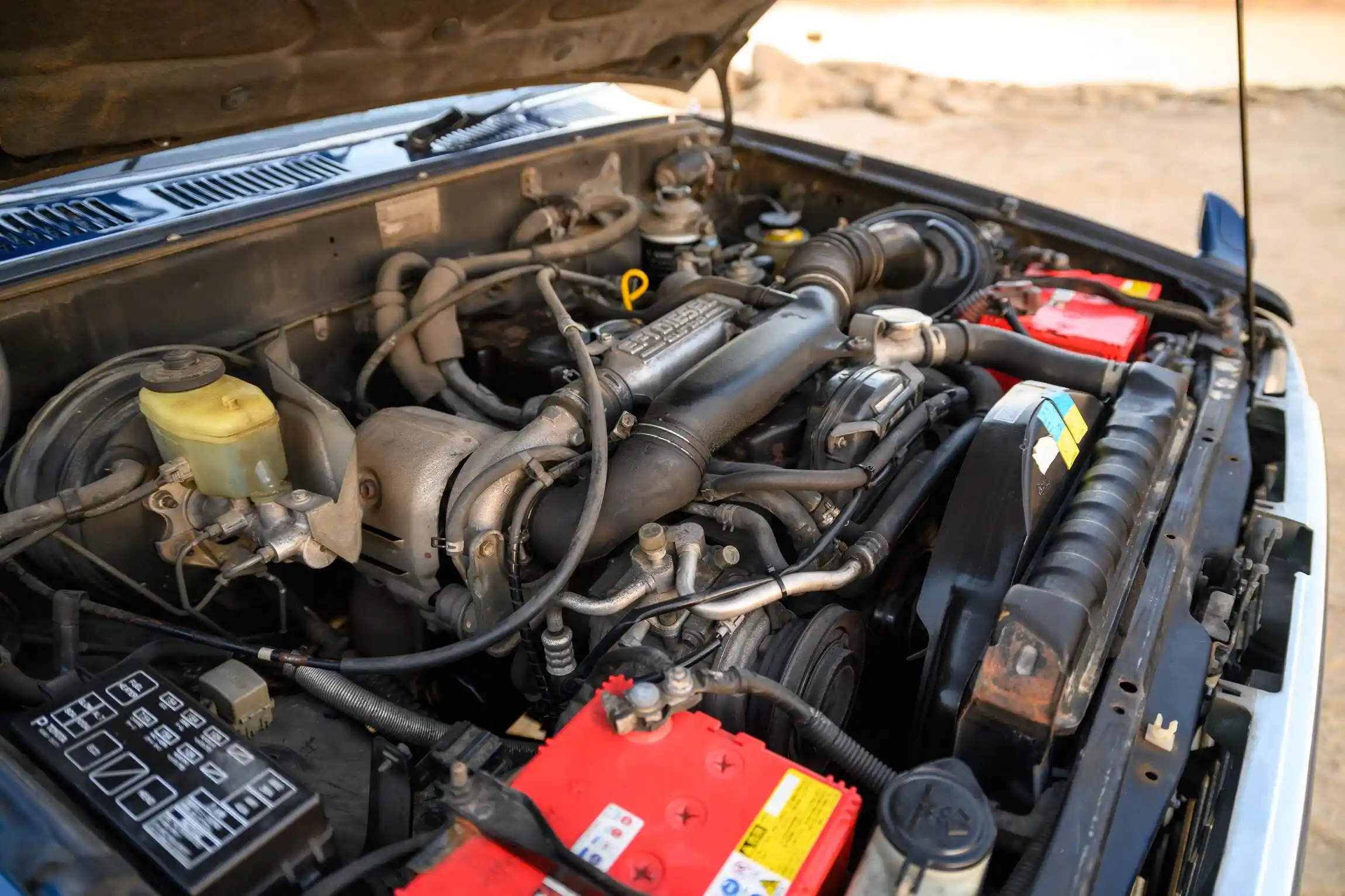 Sold: 1996 Toyota Hilux SSR 4×4