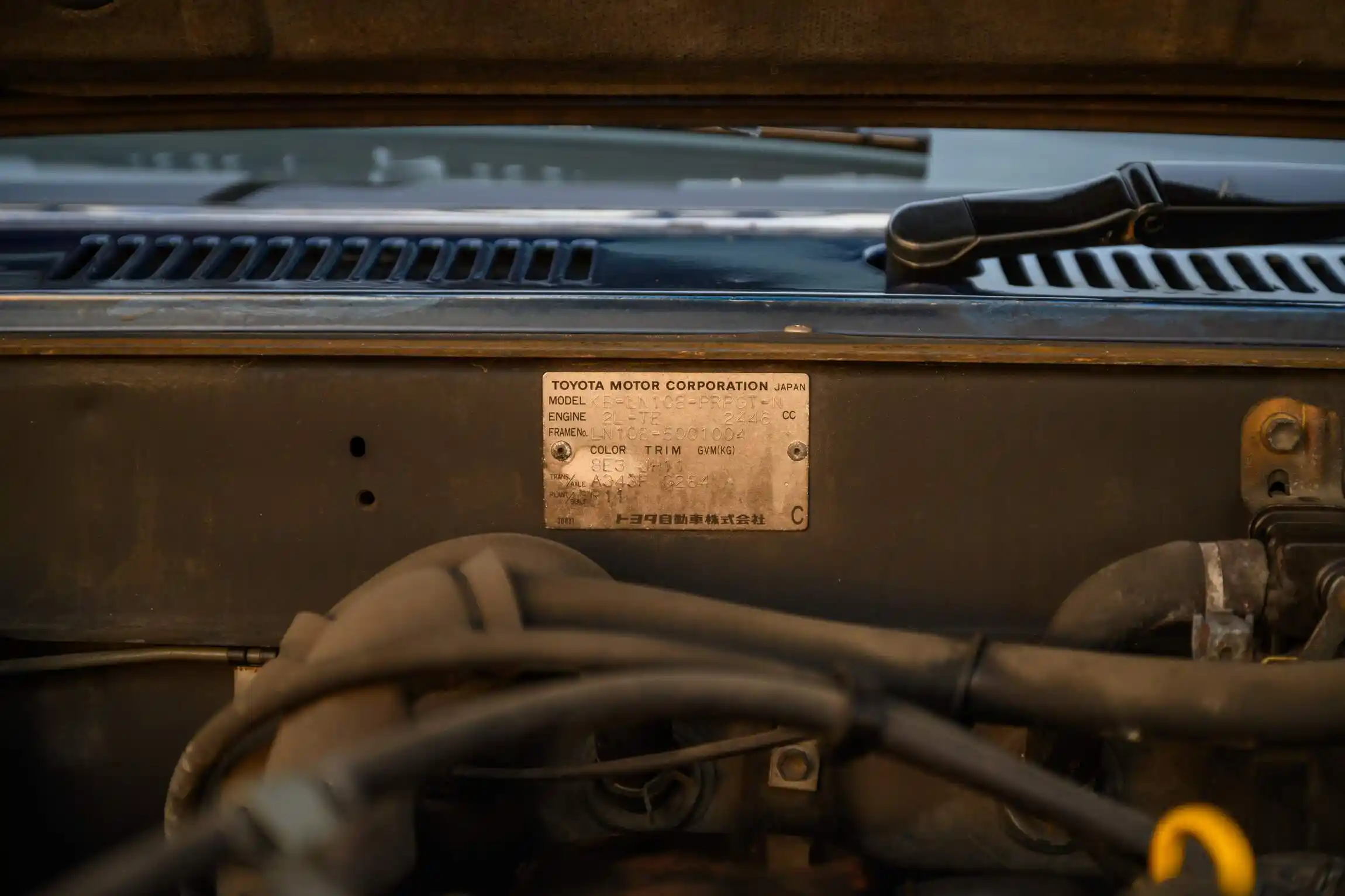 Sold: 1996 Toyota Hilux SSR 4×4