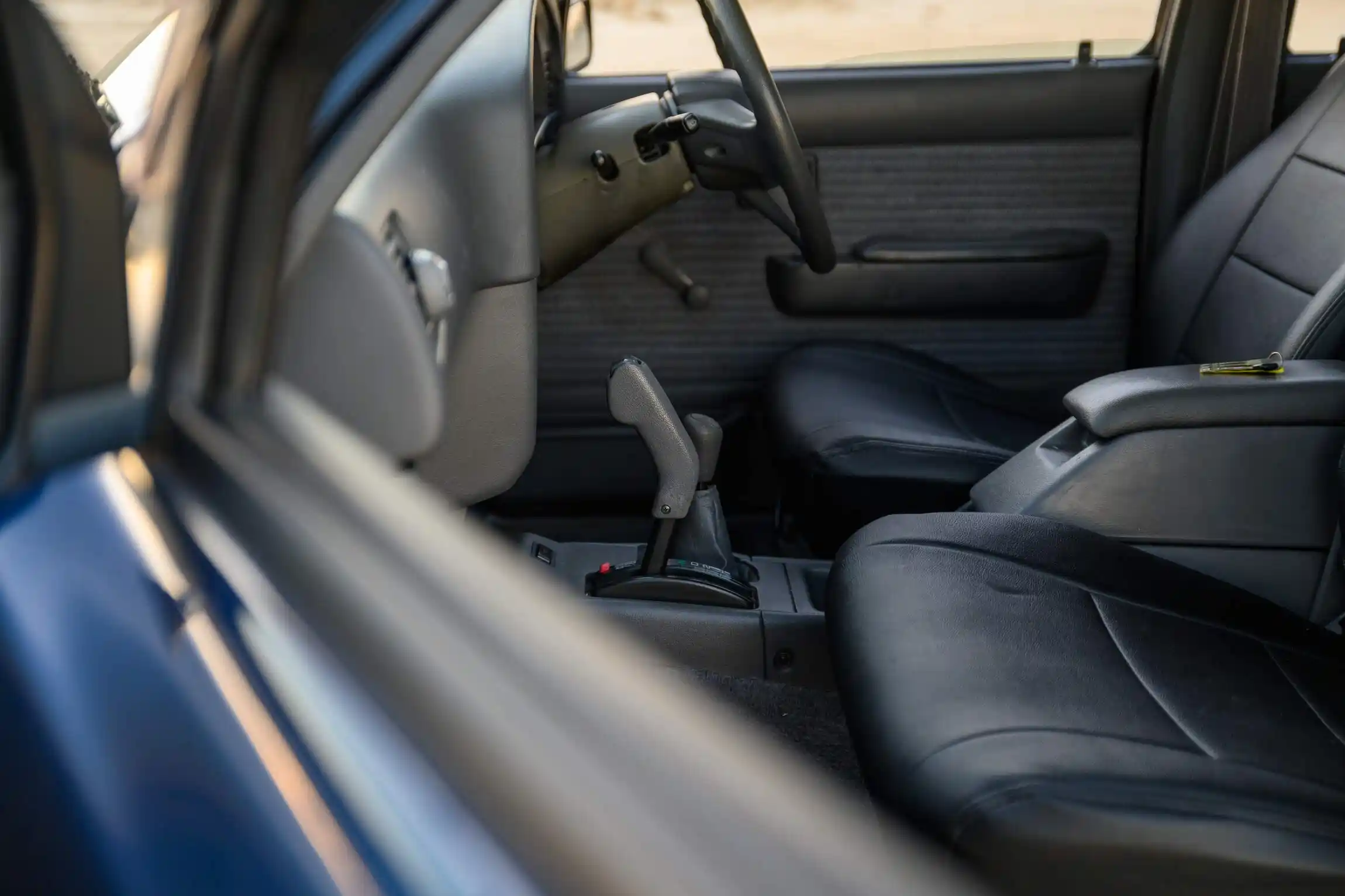 Sold: 1996 Toyota Hilux SSR 4×4