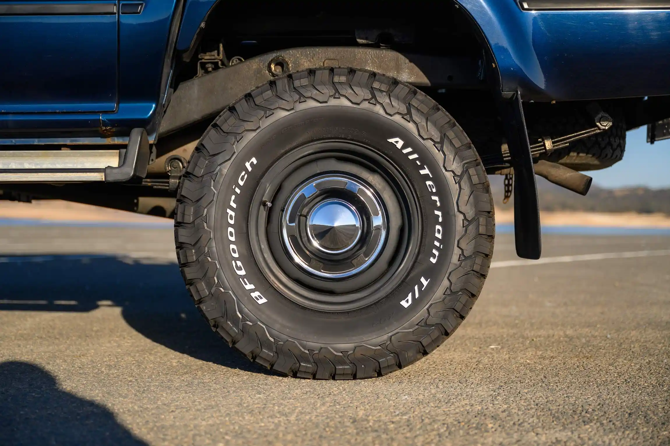 Sold: 1996 Toyota Hilux SSR 4×4