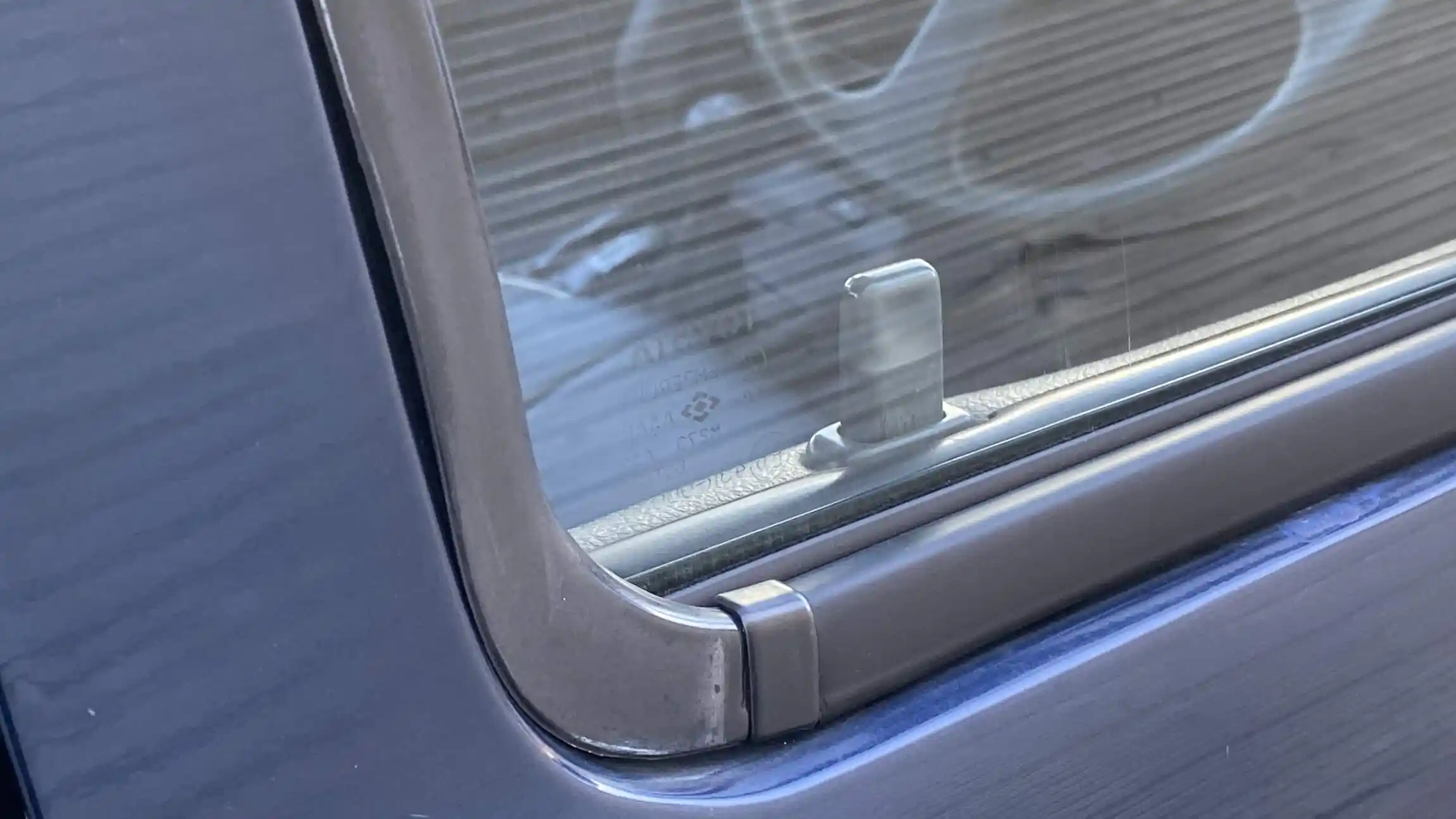 Sold: 1996 Toyota Hilux SSR 4×4