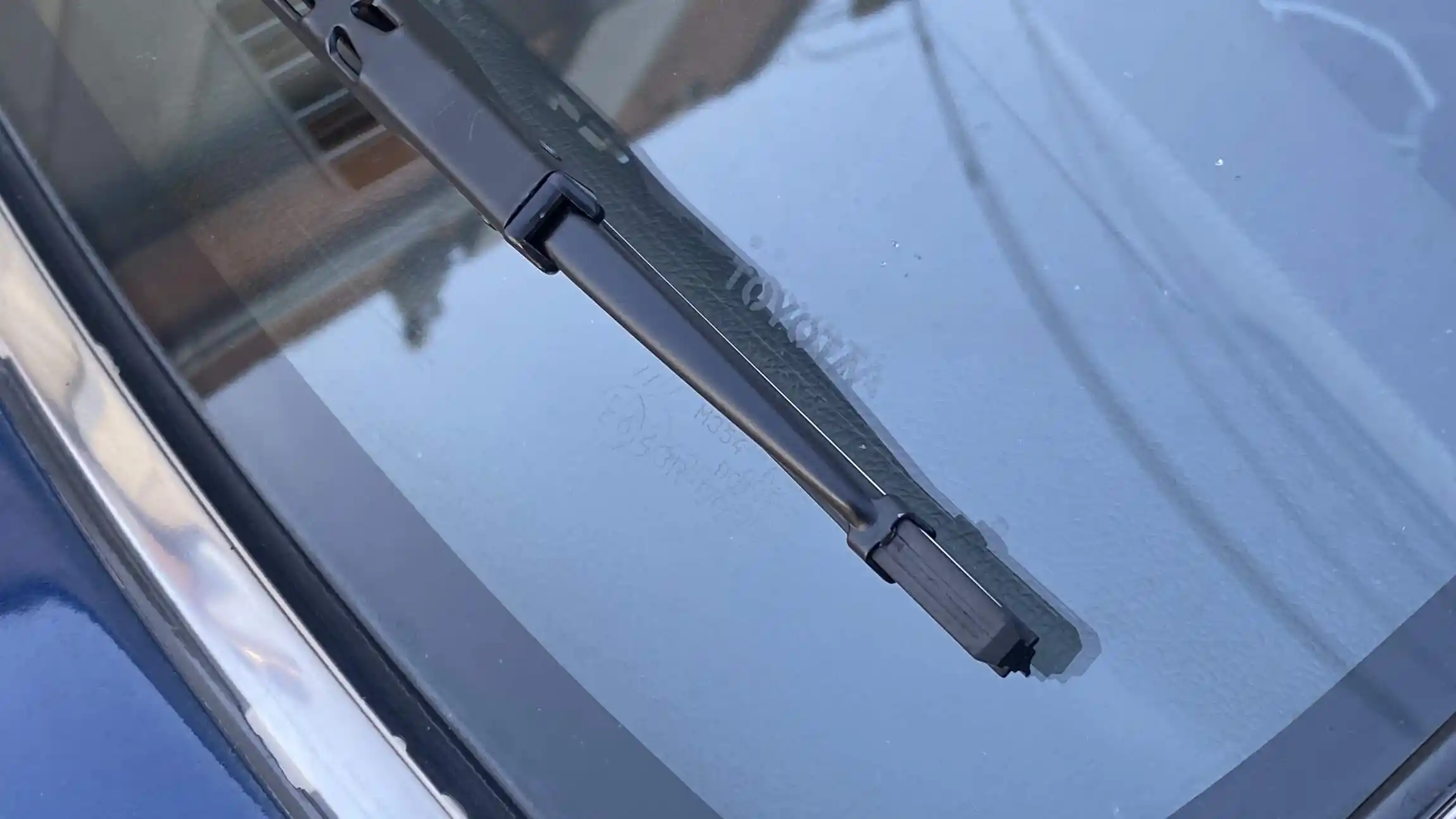 Sold: 1996 Toyota Hilux SSR 4×4