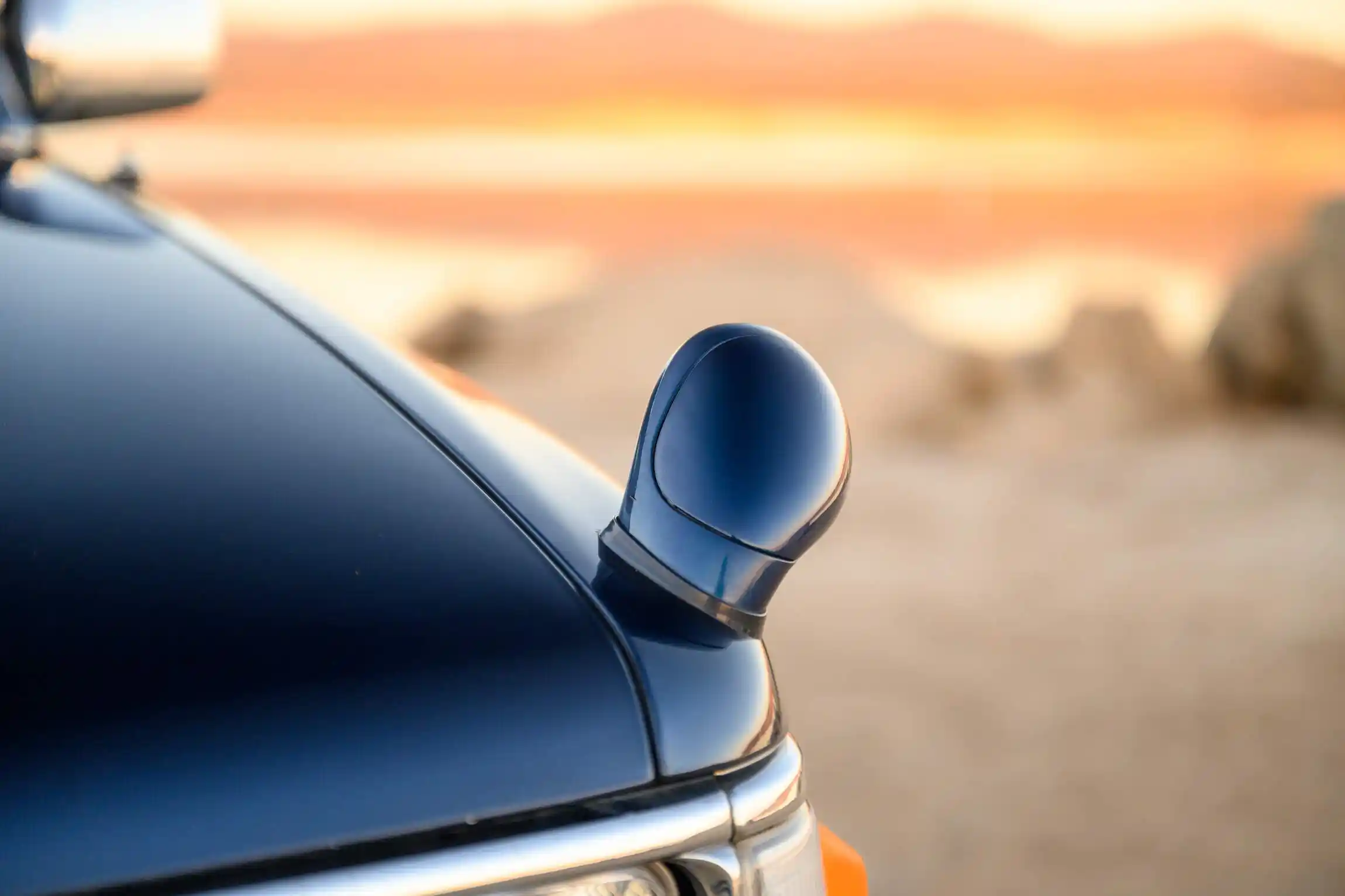 Sold: 1996 Toyota Hilux SSR 4×4