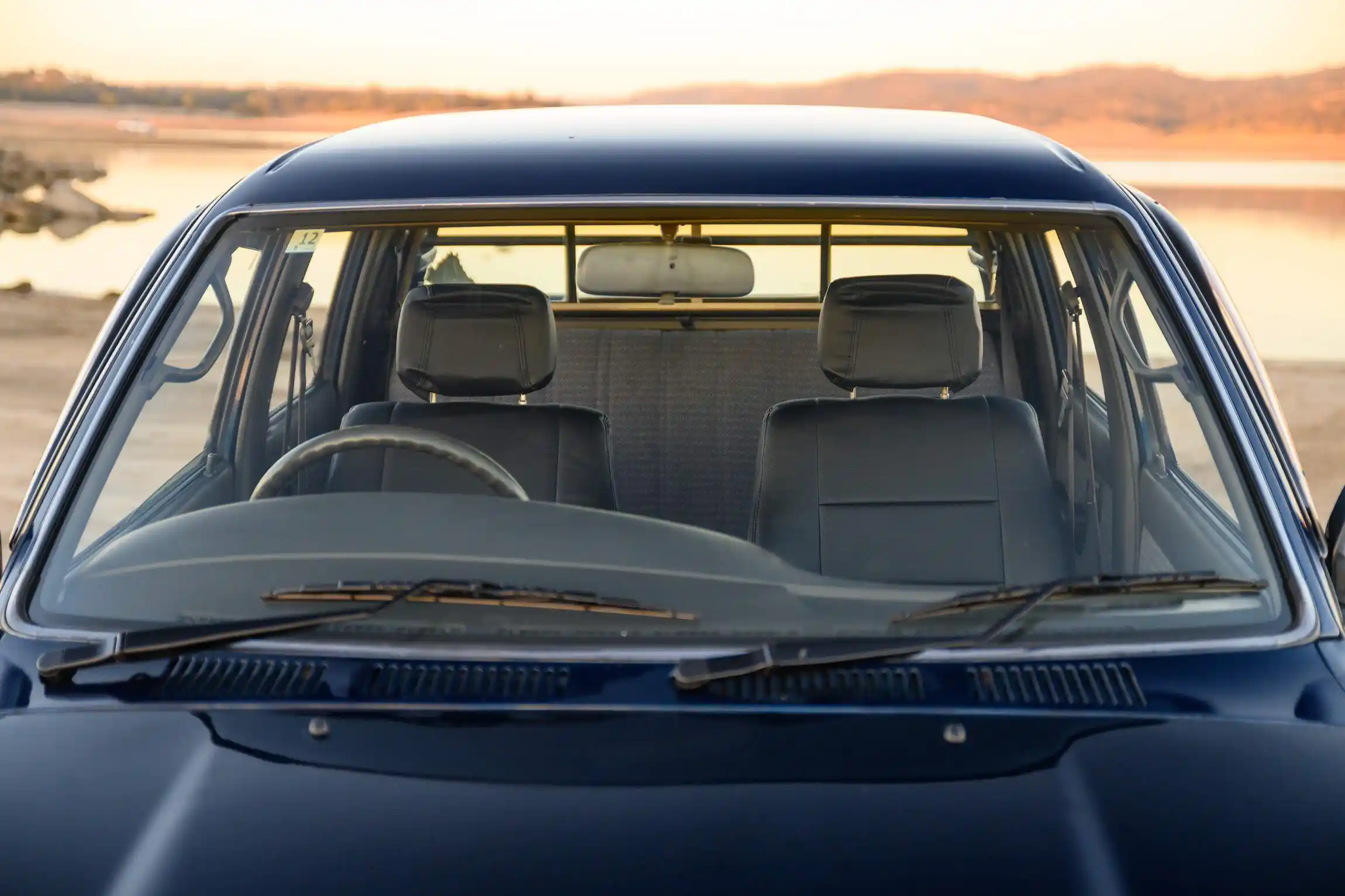 Sold: 1996 Toyota Hilux SSR 4×4