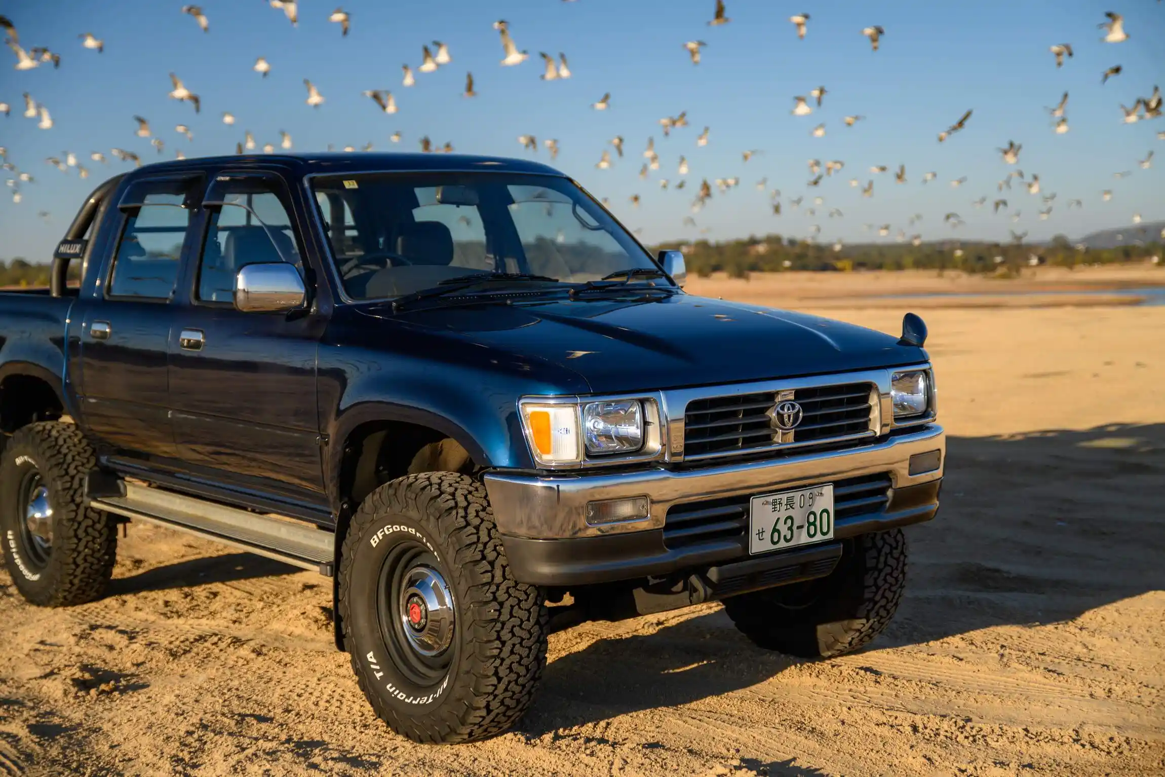 Sold: 1996 Toyota Hilux SSR 4×4