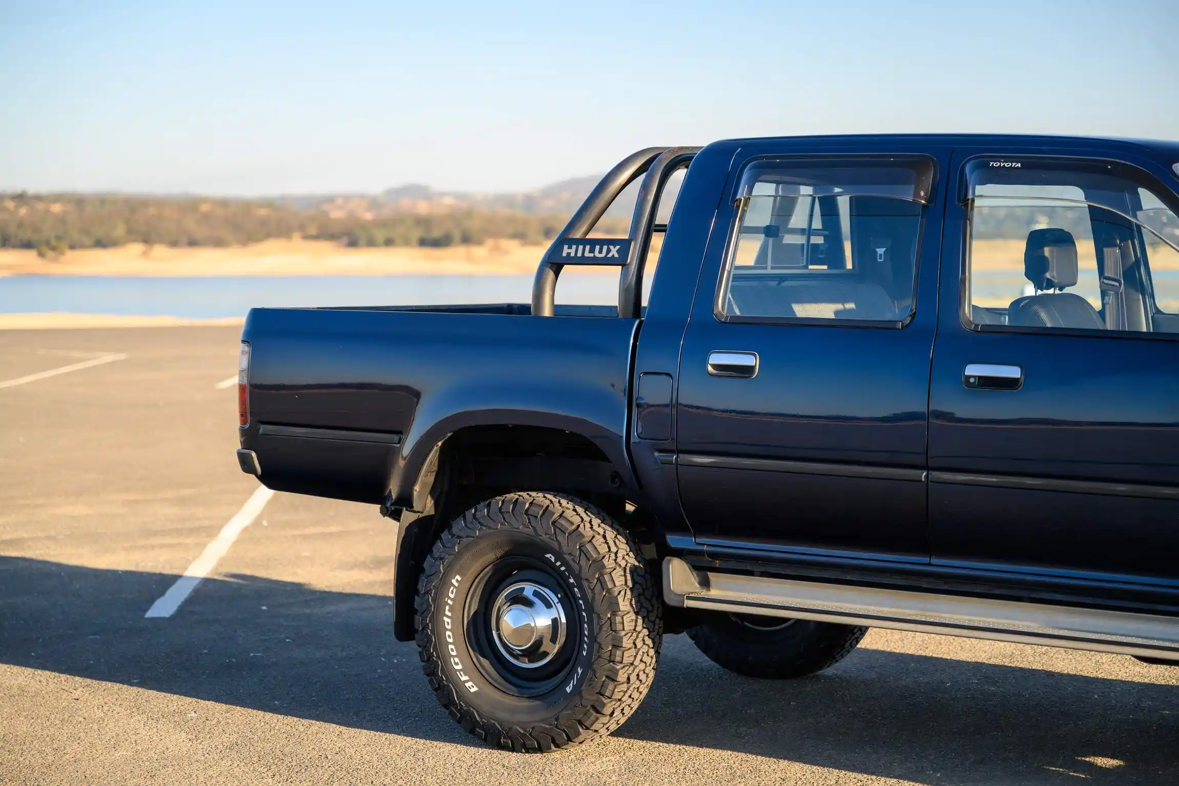 Sold: 1996 Toyota Hilux SSR 4×4