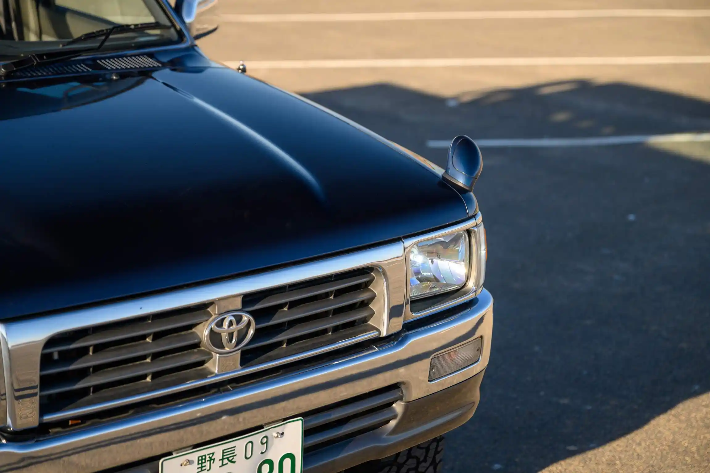 Sold: 1996 Toyota Hilux SSR 4×4