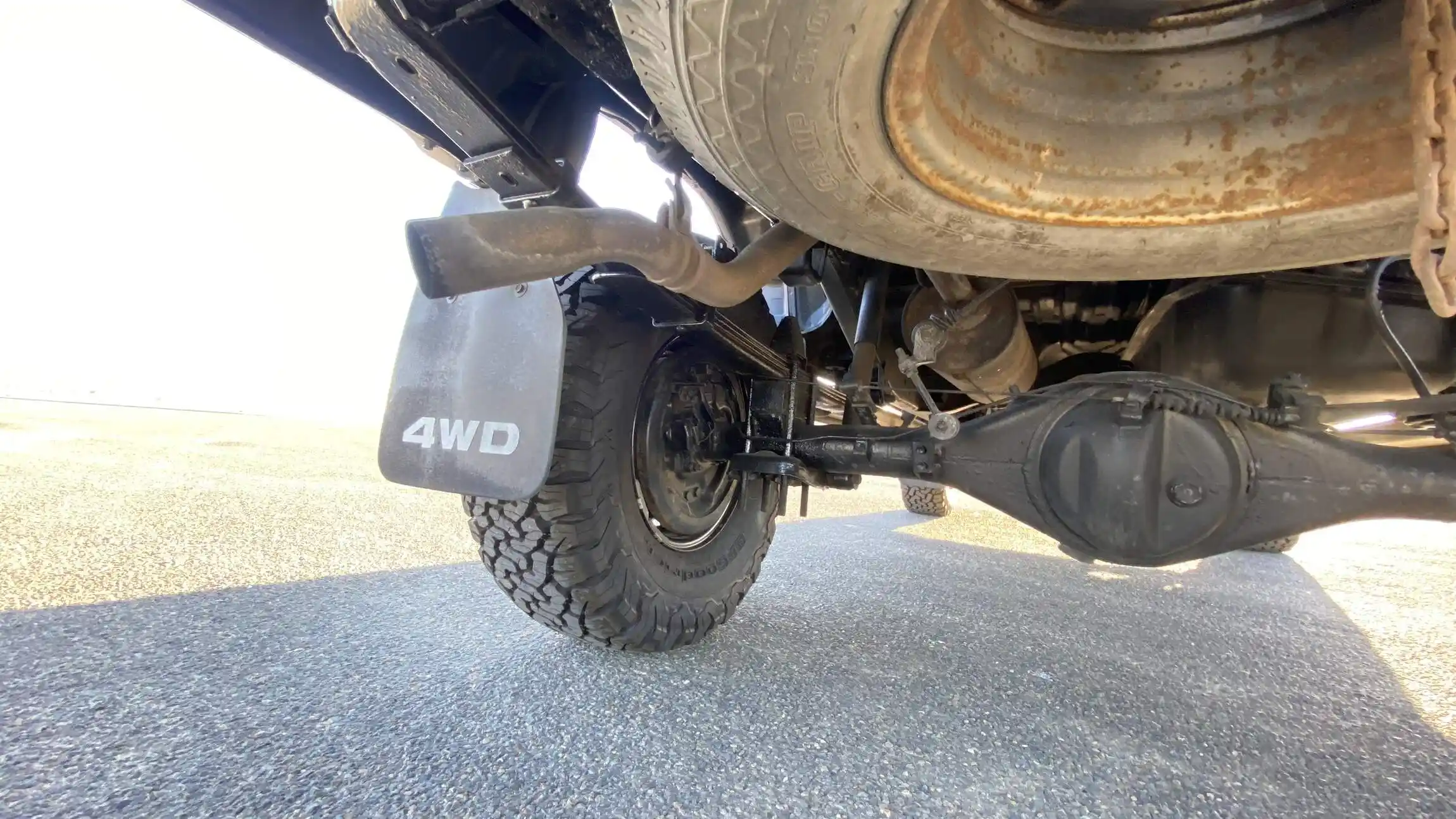 Sold: 1996 Toyota Hilux SSR 4×4