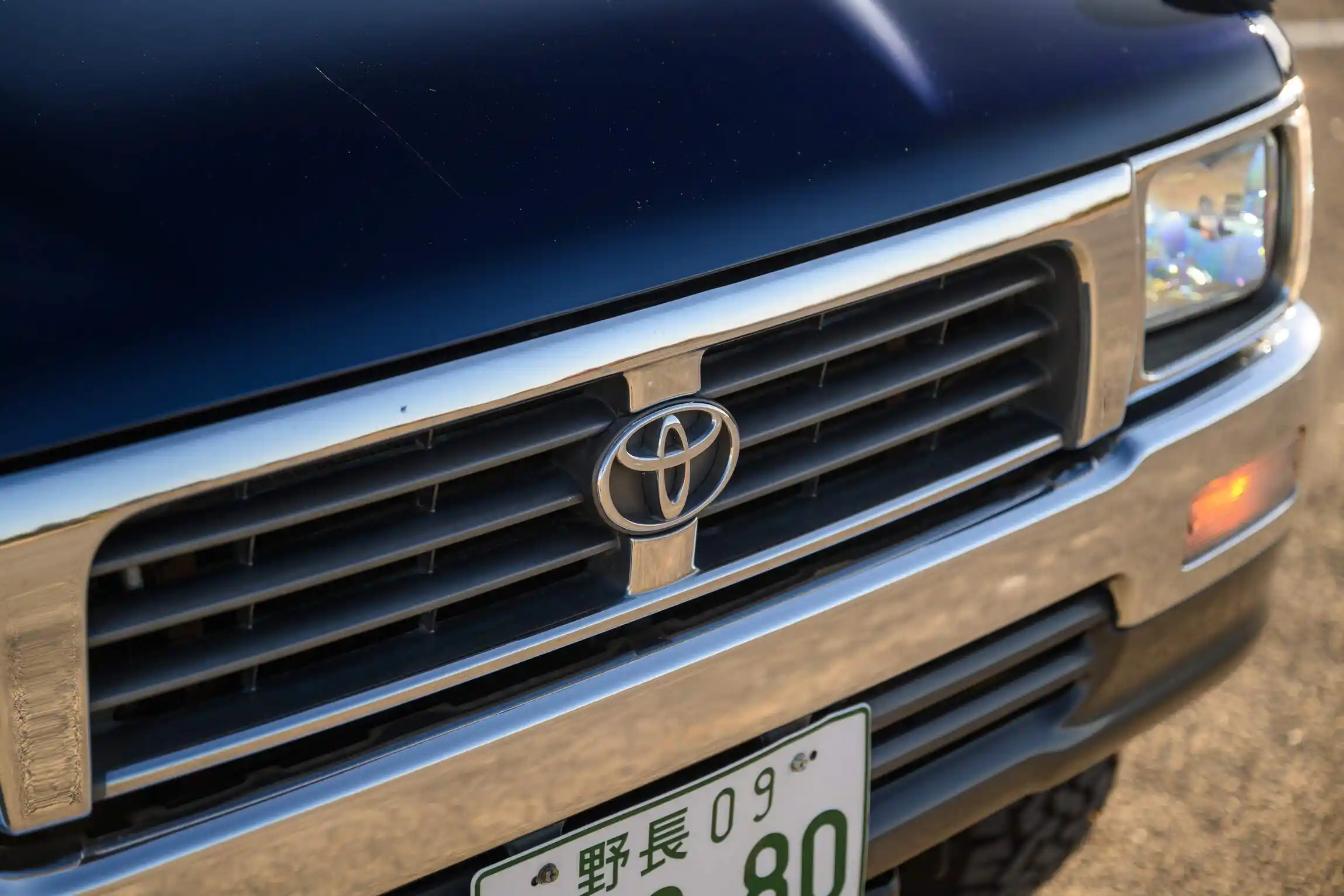 Sold: 1996 Toyota Hilux SSR 4×4