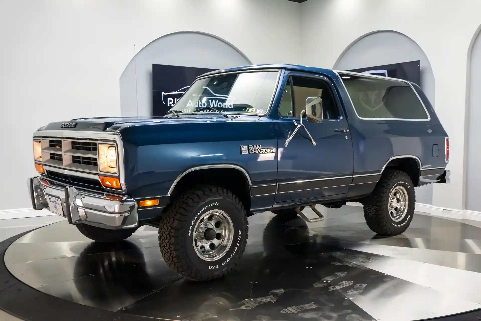 Dodge Ramcharger