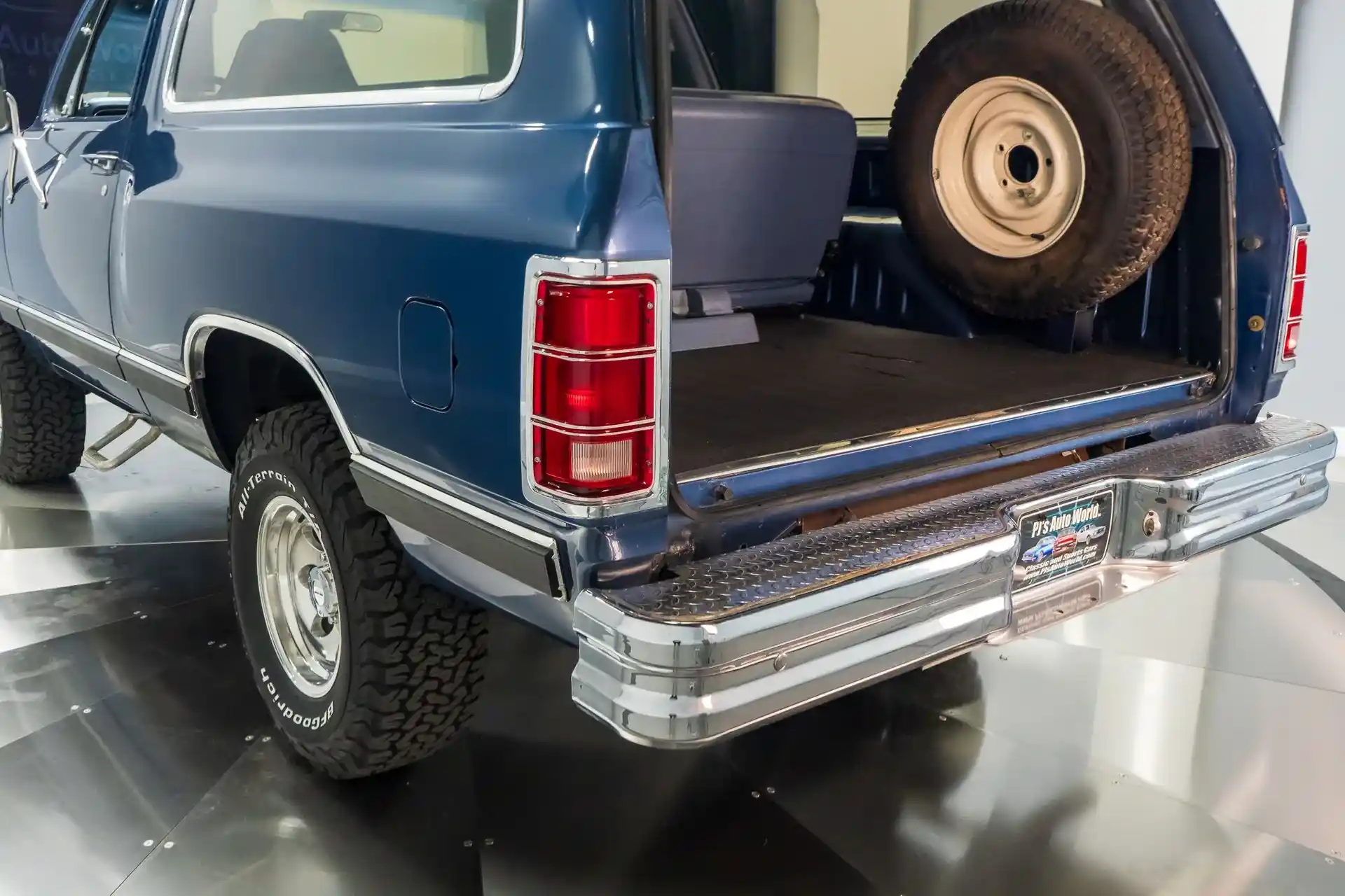 37k-Mile 1987 Dodge Ramcharger 4×4