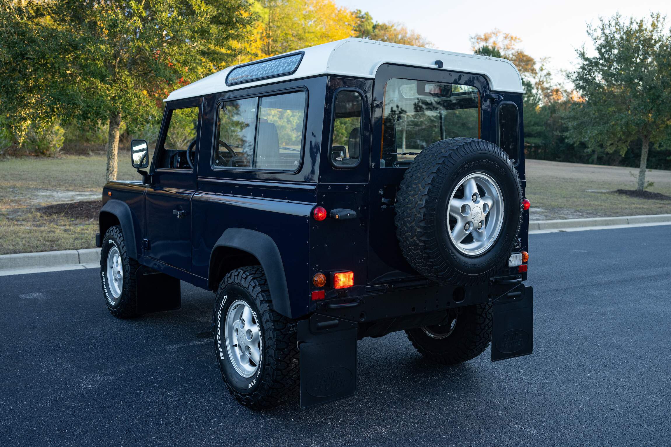 Sold: Td5-Powered 2000 Land Rover Defender 90 4×4