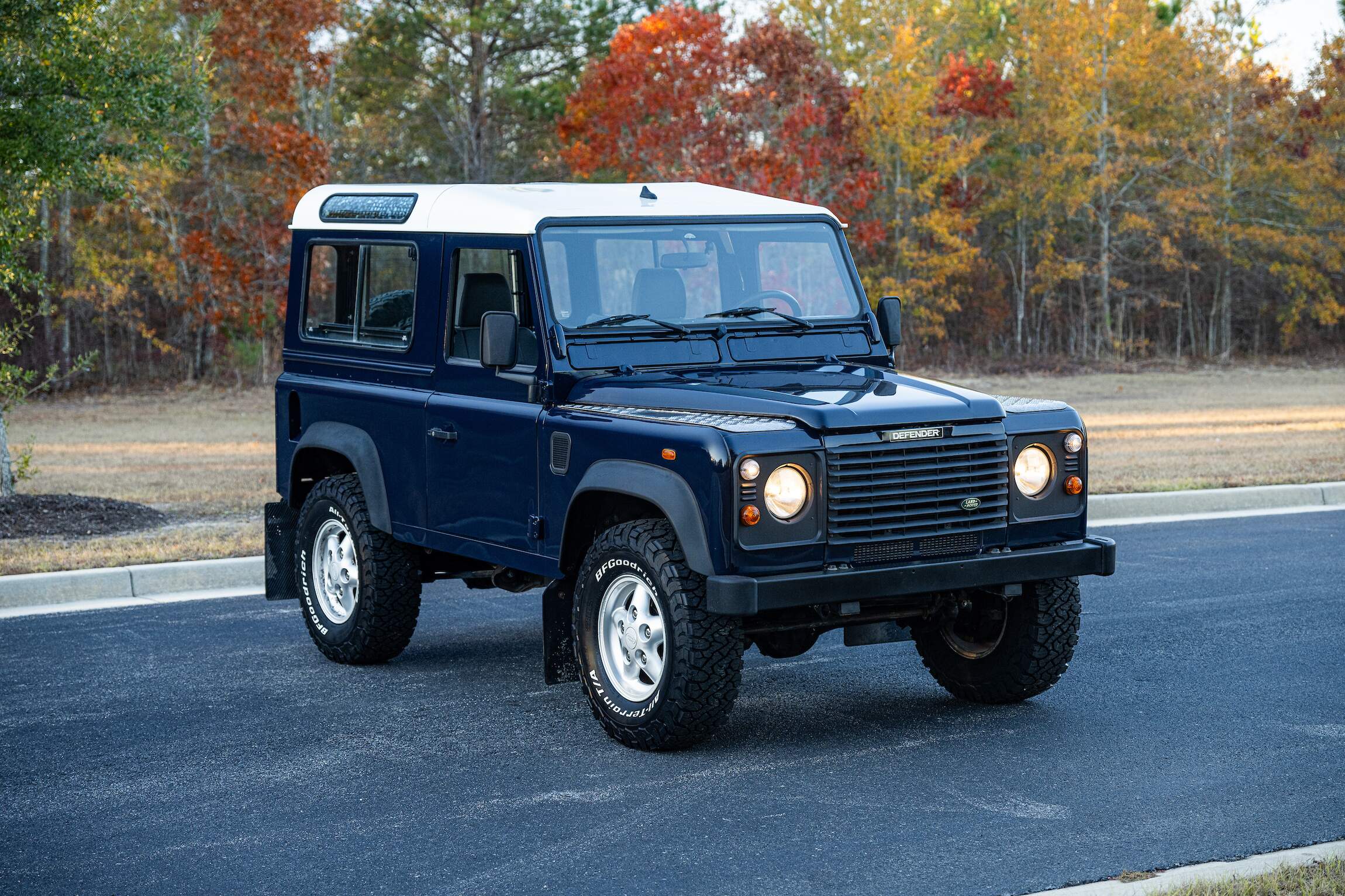 Sold: Td5-Powered 2000 Land Rover Defender 90 4×4