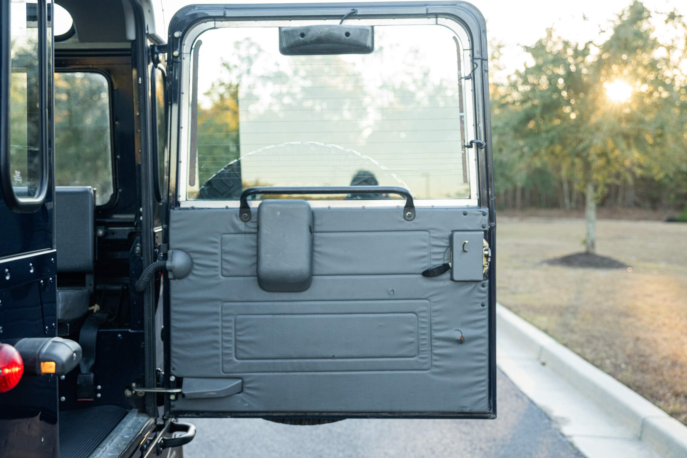 Sold: Td5-Powered 2000 Land Rover Defender 90 4×4