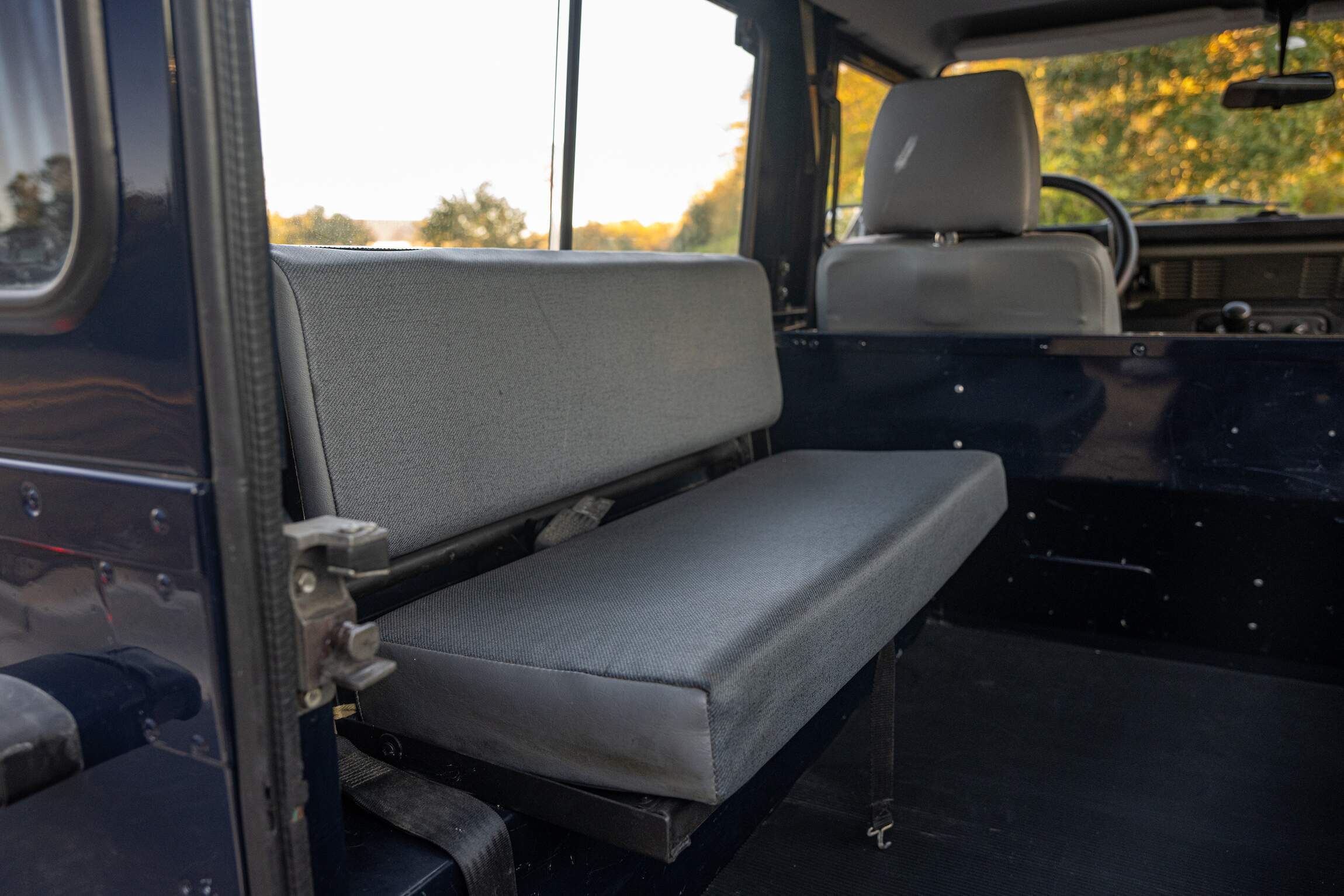 Sold: Td5-Powered 2000 Land Rover Defender 90 4×4