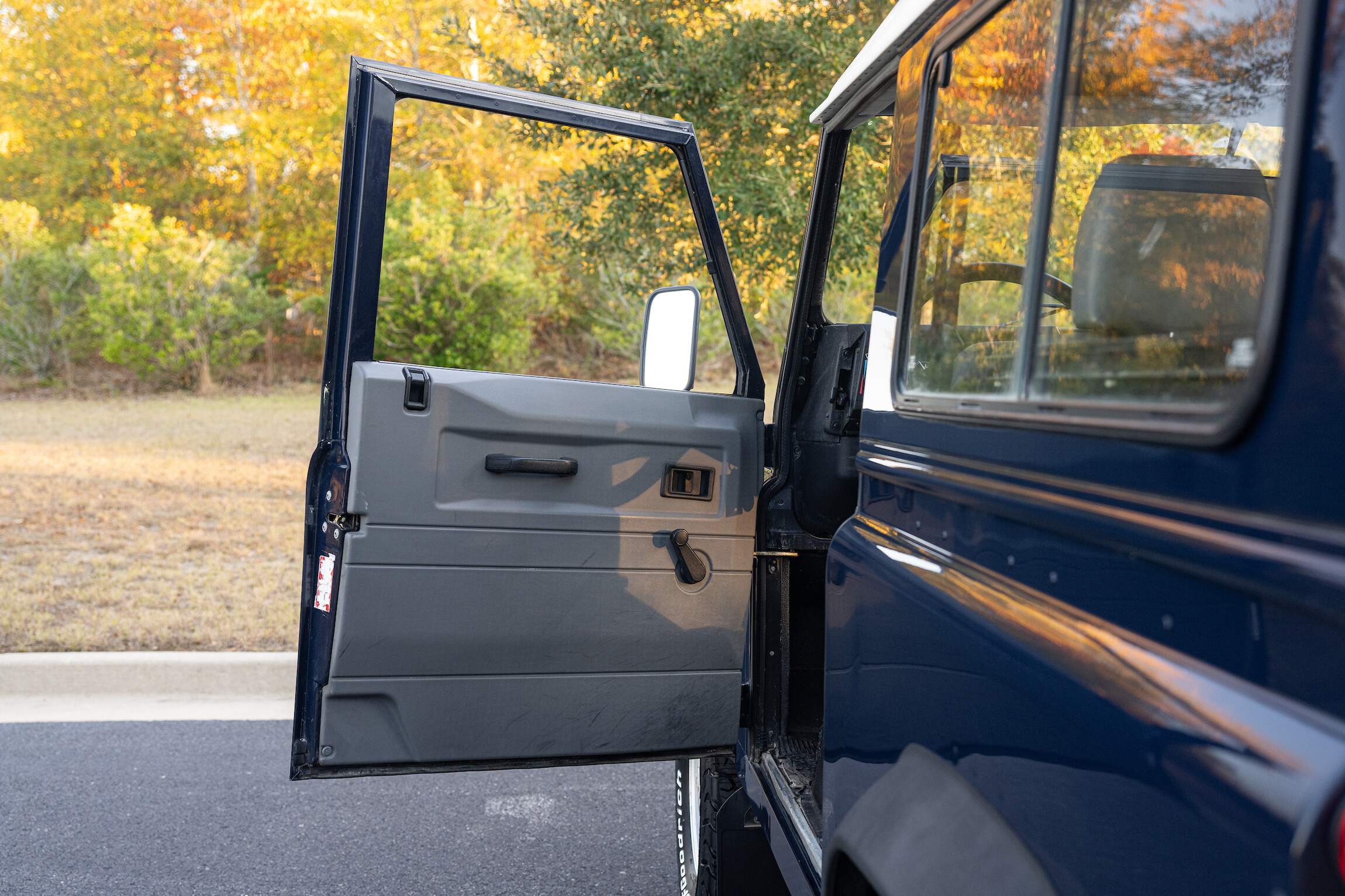 Sold: Td5-Powered 2000 Land Rover Defender 90 4×4