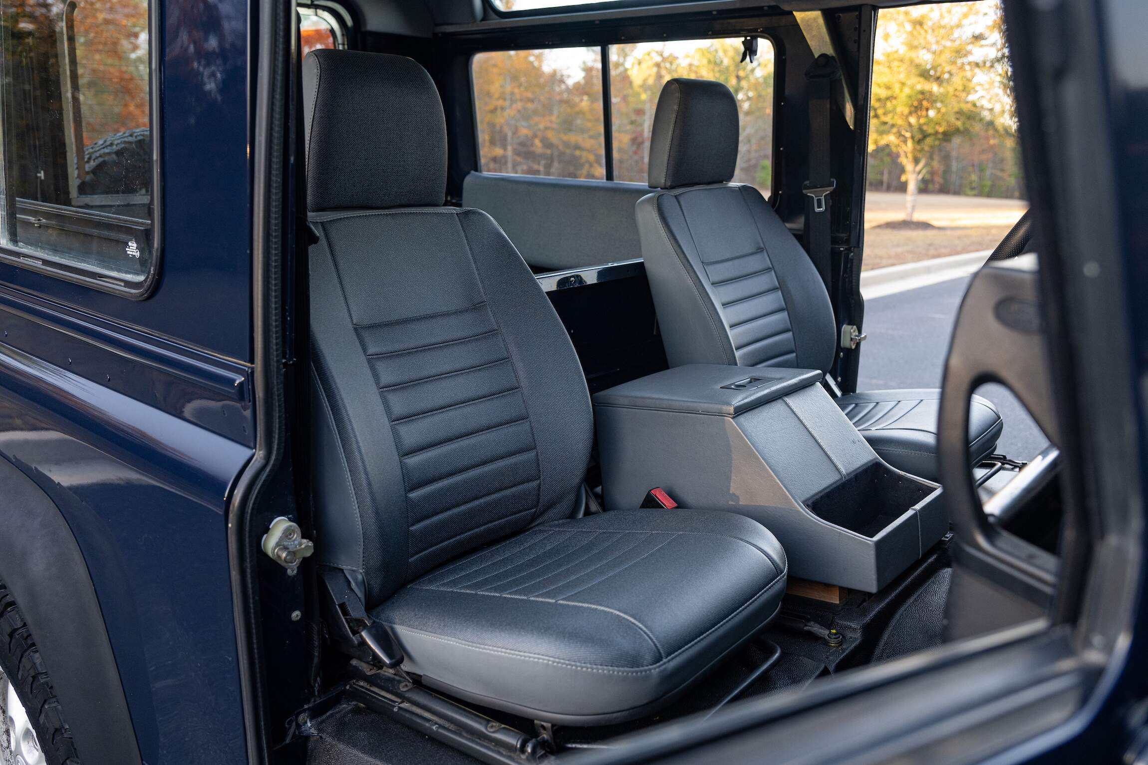 Sold: Td5-Powered 2000 Land Rover Defender 90 4×4