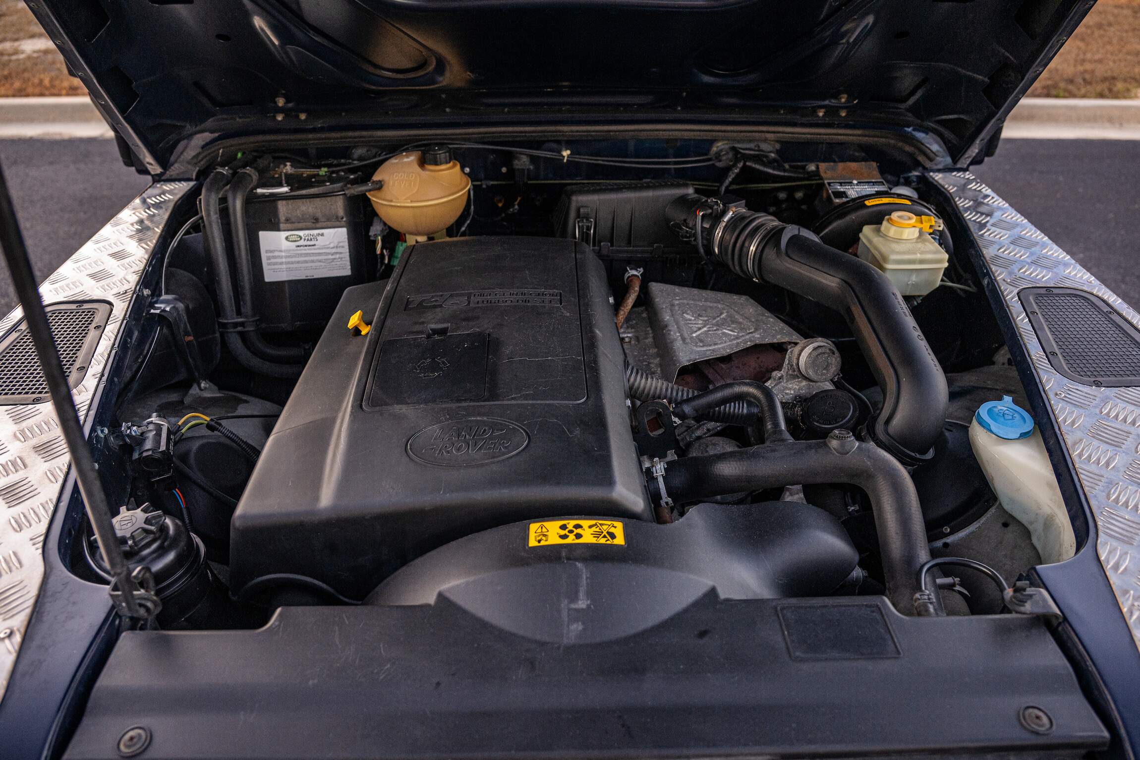 Sold: Td5-Powered 2000 Land Rover Defender 90 4×4