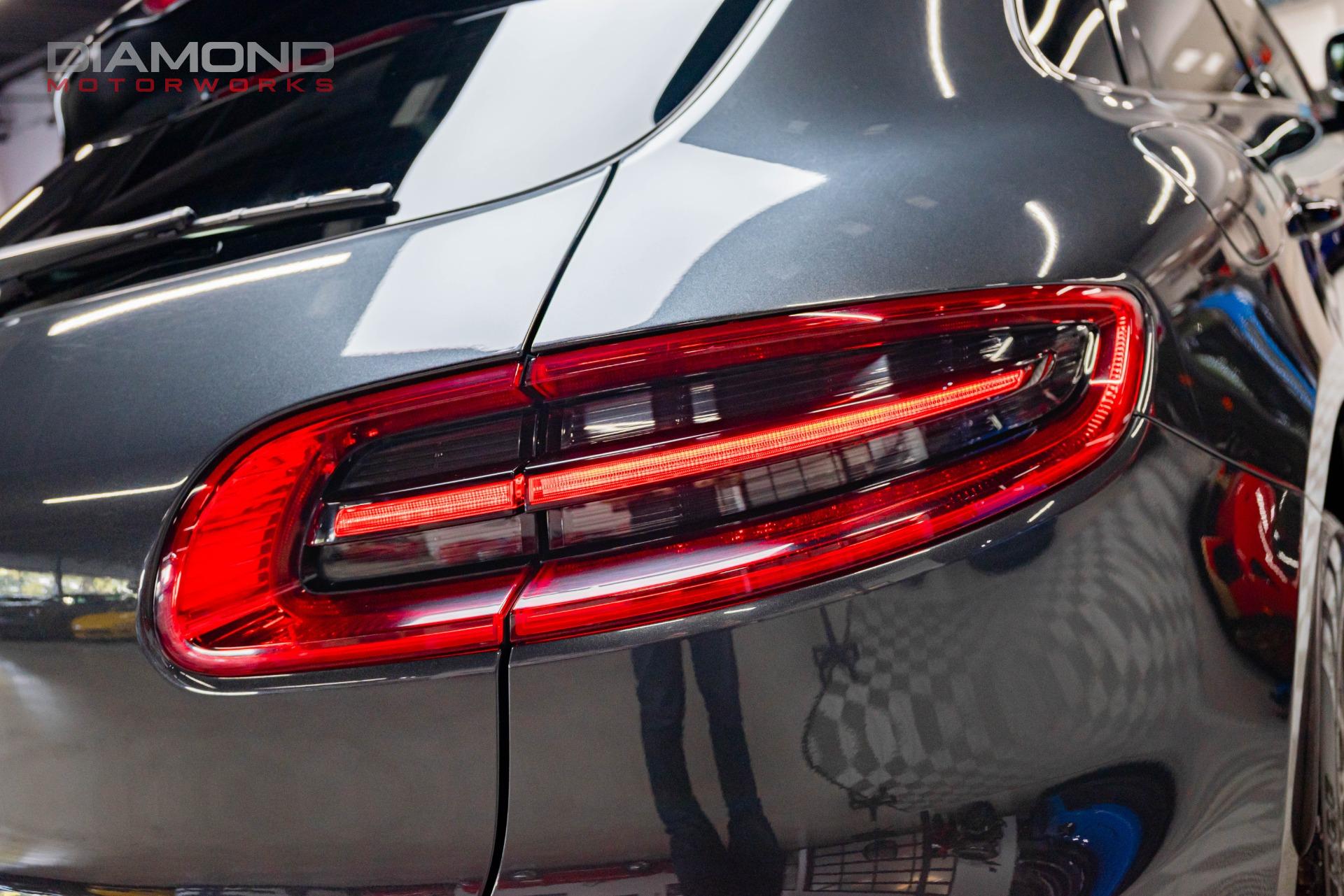 2018 Porsche Macan Turbo