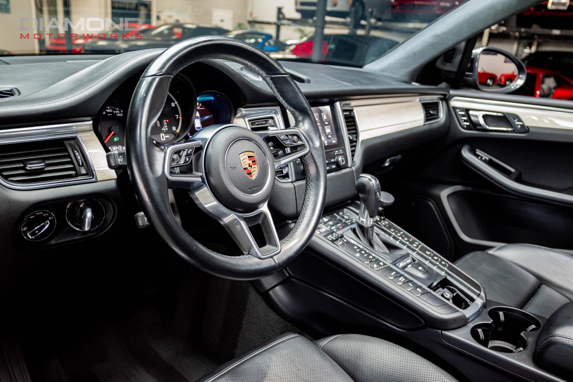 2018 Porsche Macan Turbo