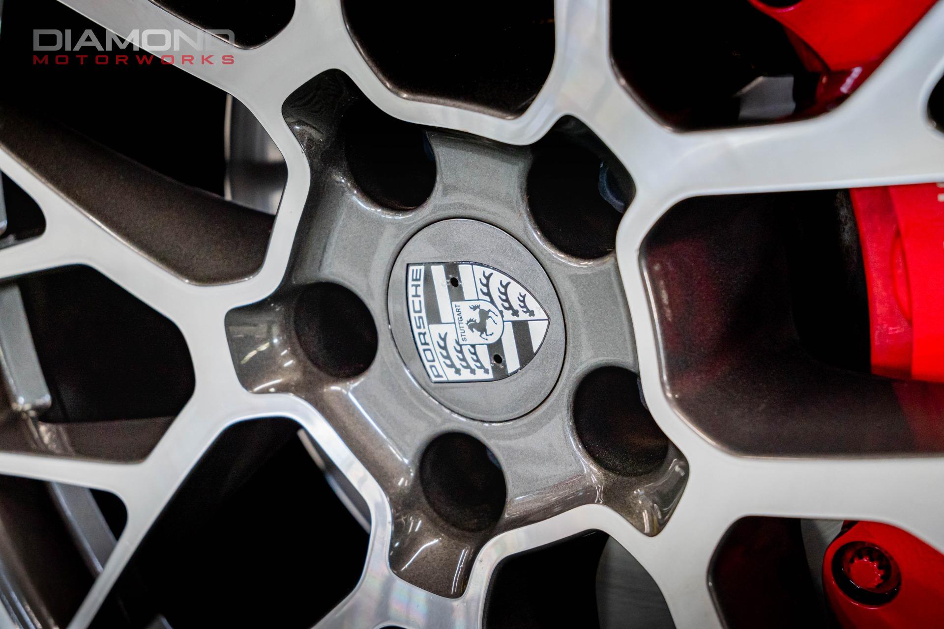 2018 Porsche Macan Turbo