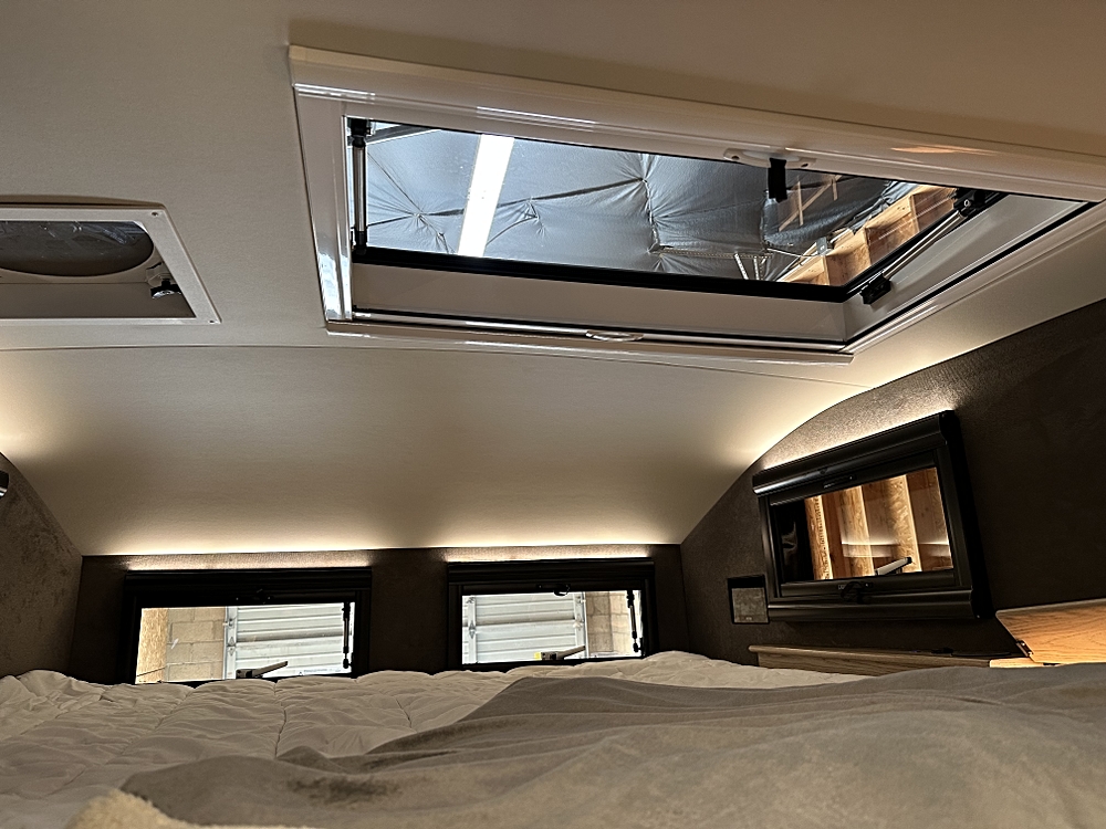 Sold: 2023 EarthRoamer XV-SX-002