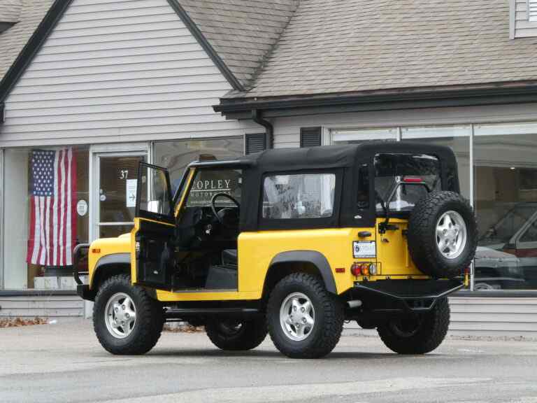 1997 Land Rover NAS Defender 90