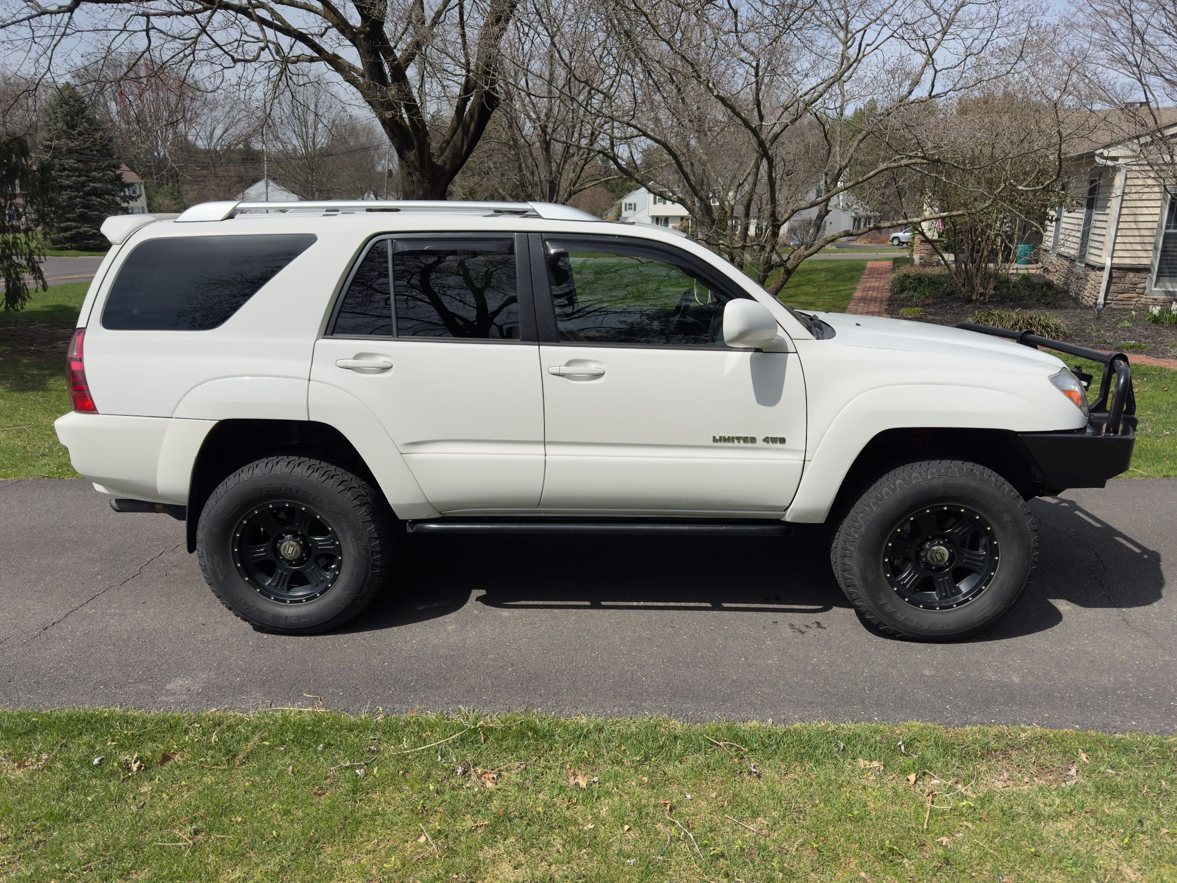 Sold: Modified 2004 Toyota 4Runner Limited 4×4