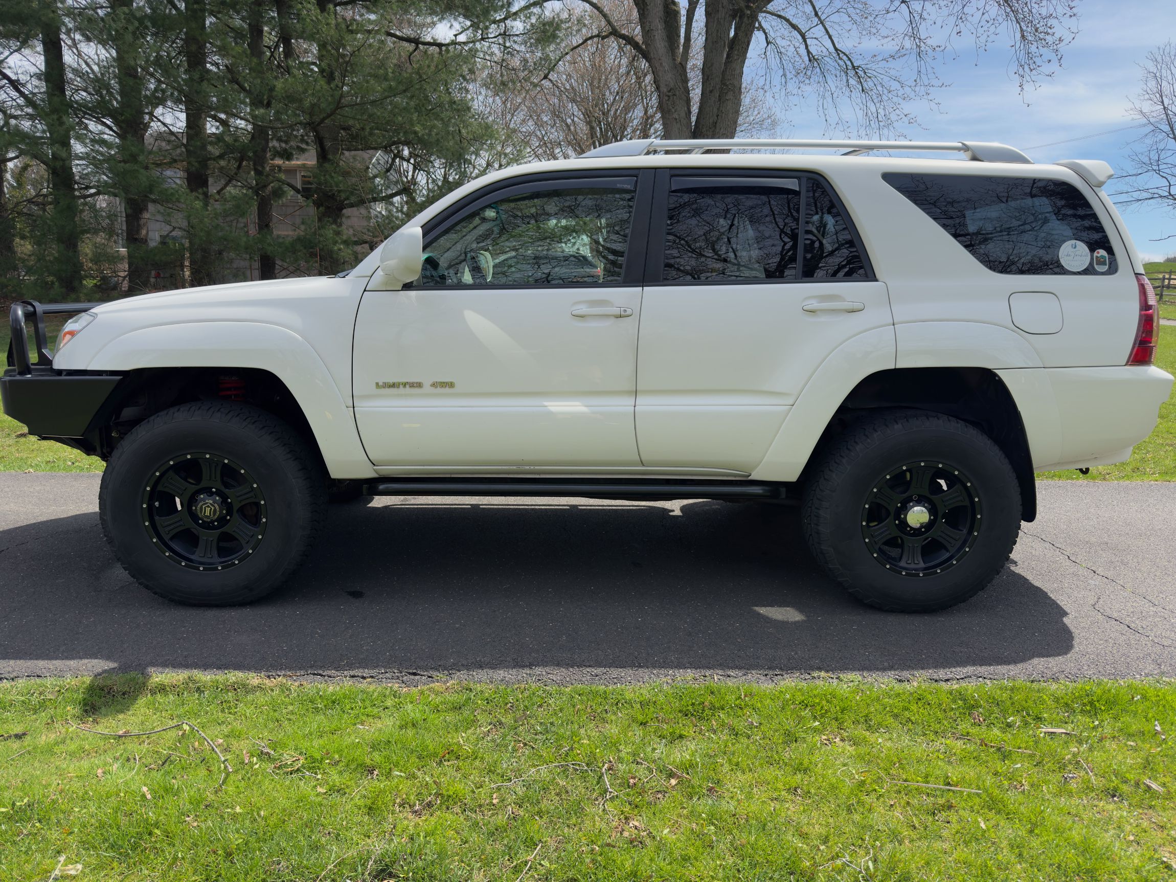 Sold: Modified 2004 Toyota 4Runner Limited 4×4