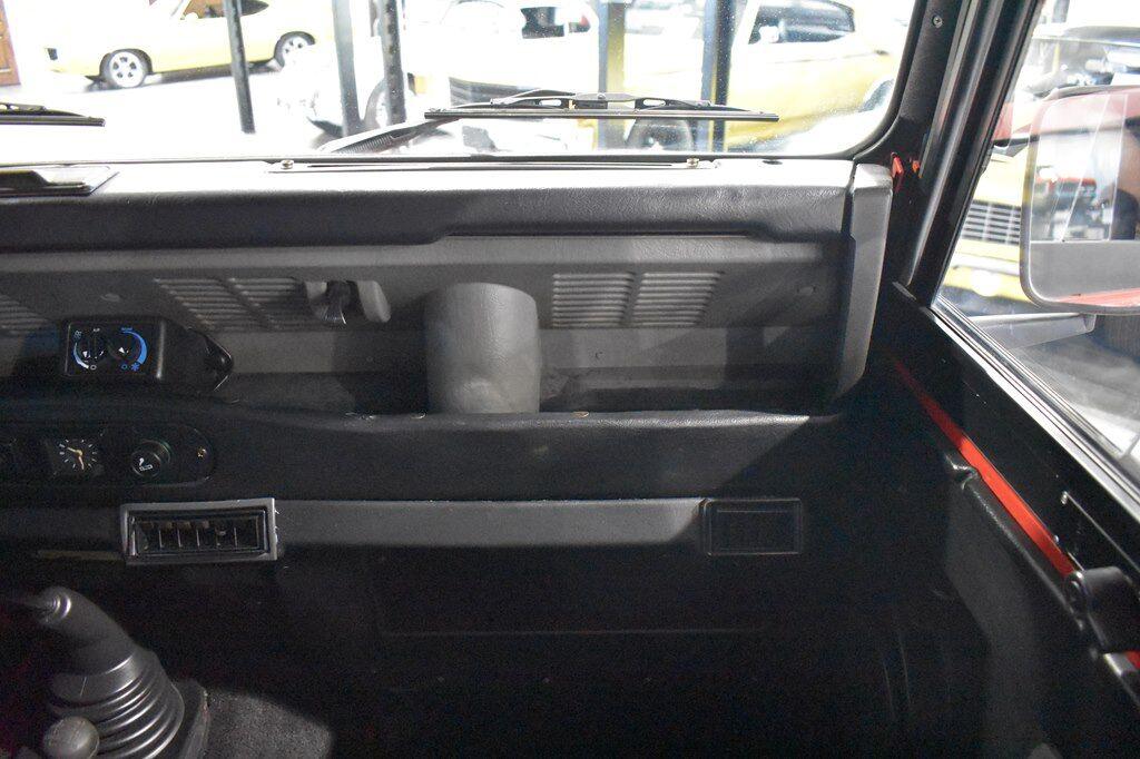 1994 Land Rover Defender 90 NAS