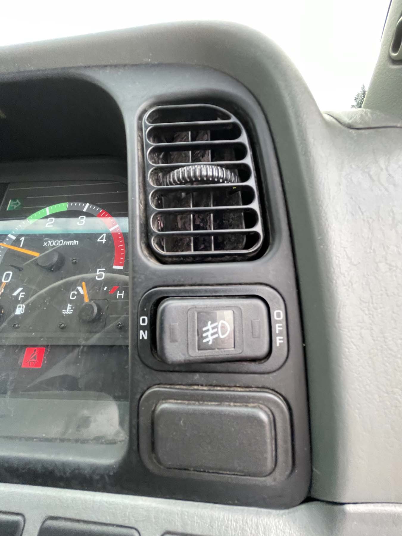 Sold: 1995 Mitsubishi Canter Doka 4x4