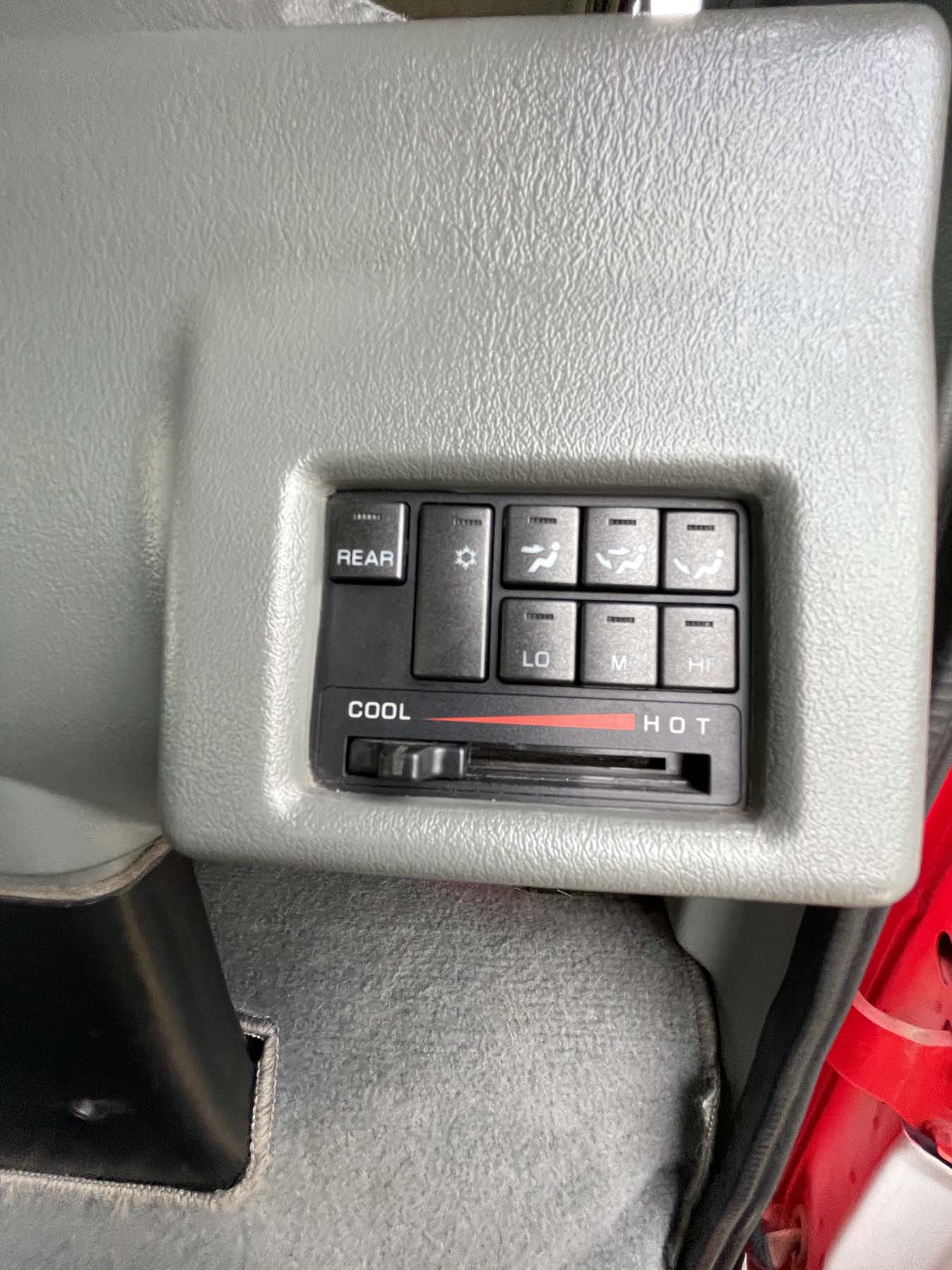 Sold: 1995 Mitsubishi Canter Doka 4x4