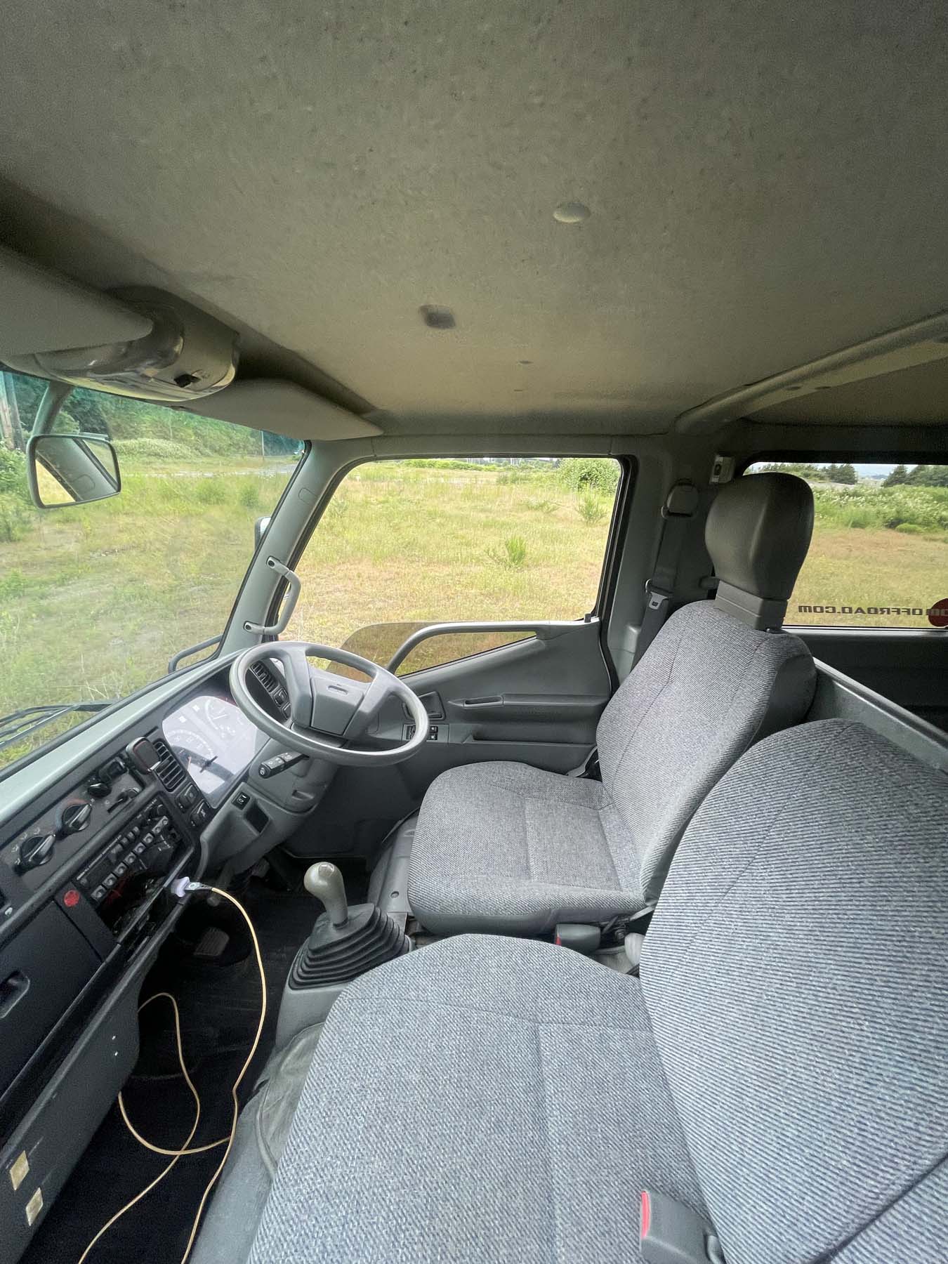 Sold: 1995 Mitsubishi Canter Doka 4x4