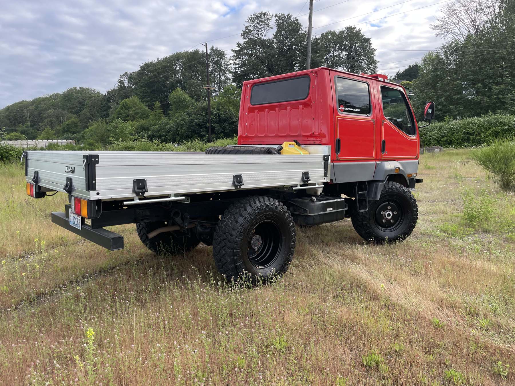 Sold: 1995 Mitsubishi Canter Doka 4x4