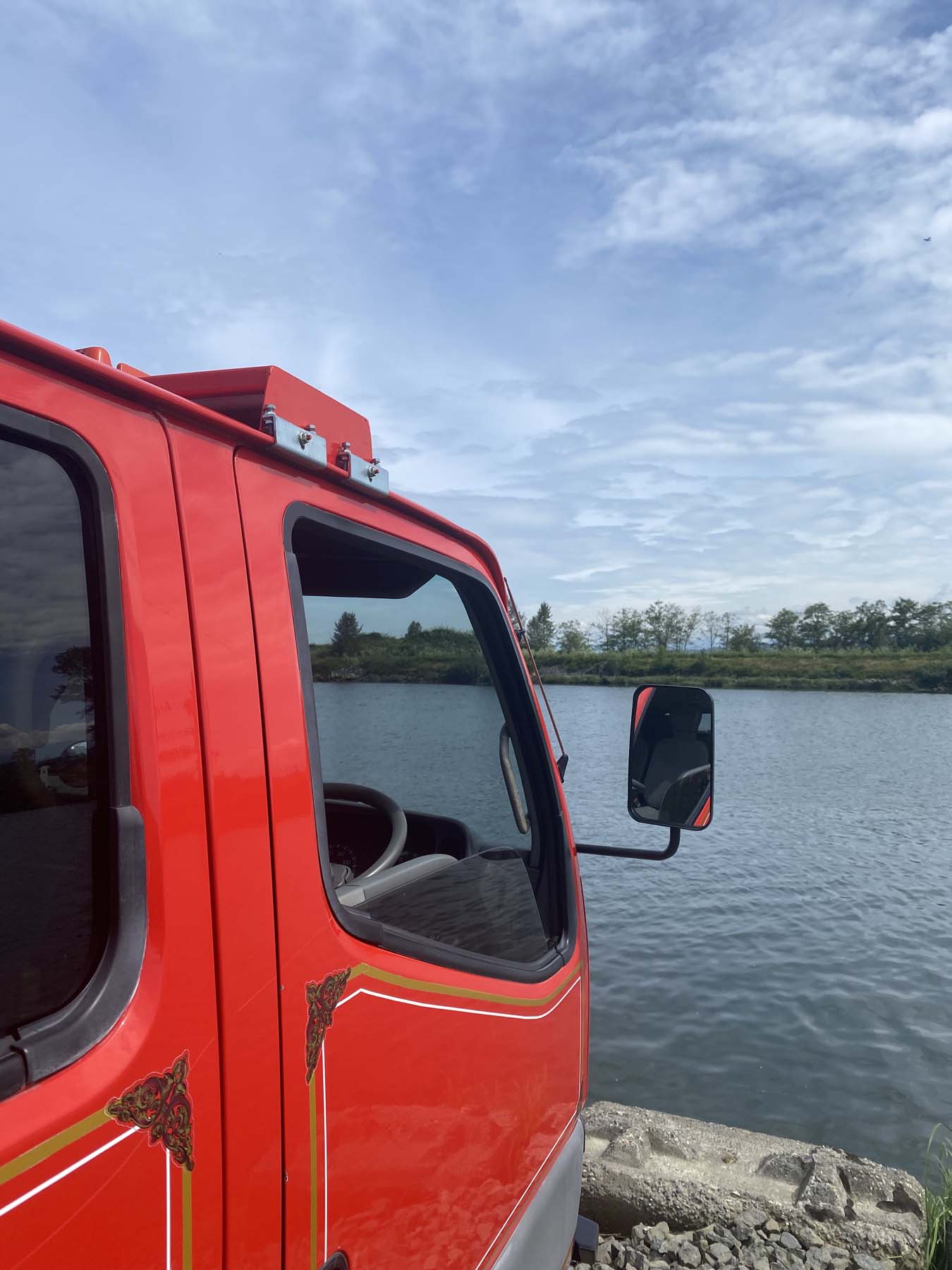 Sold: 1995 Mitsubishi Canter Doka 4x4