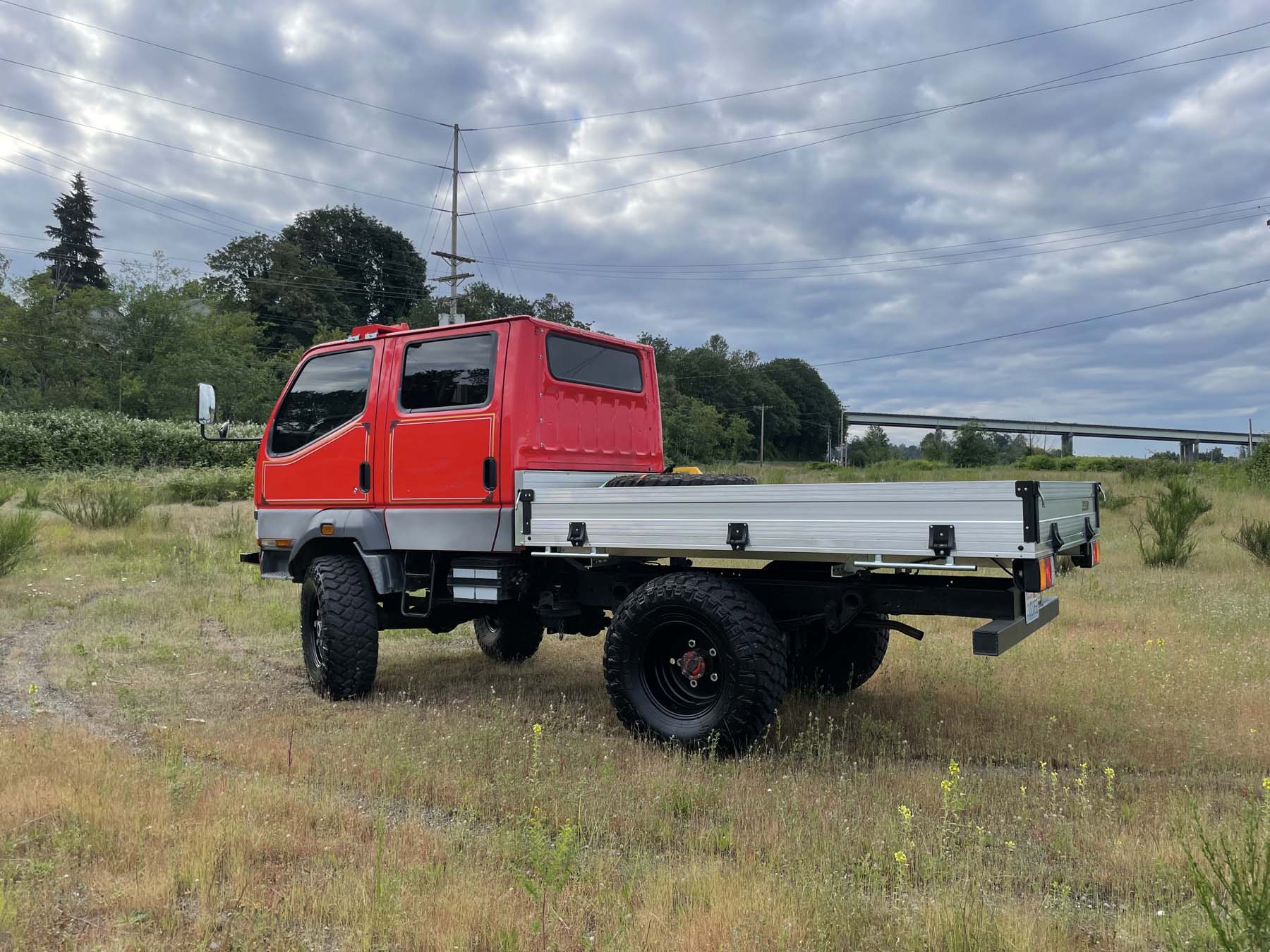 Sold: 1995 Mitsubishi Canter Doka 4x4