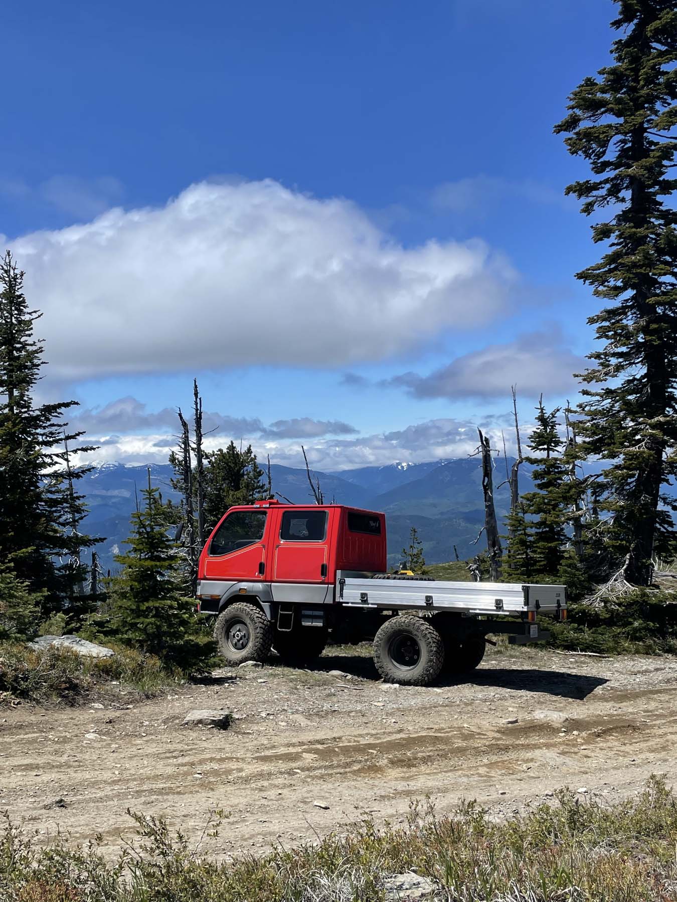 Sold: 1995 Mitsubishi Canter Doka 4x4