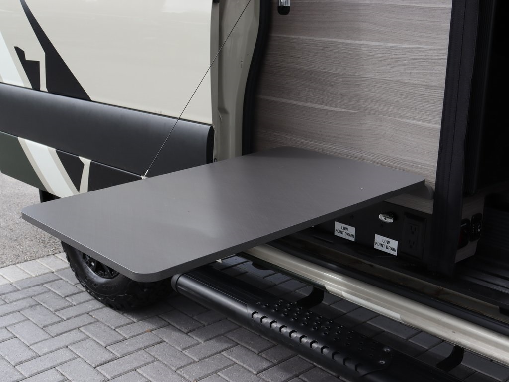 2023 Mercedes-Benz Sprinter 2500
