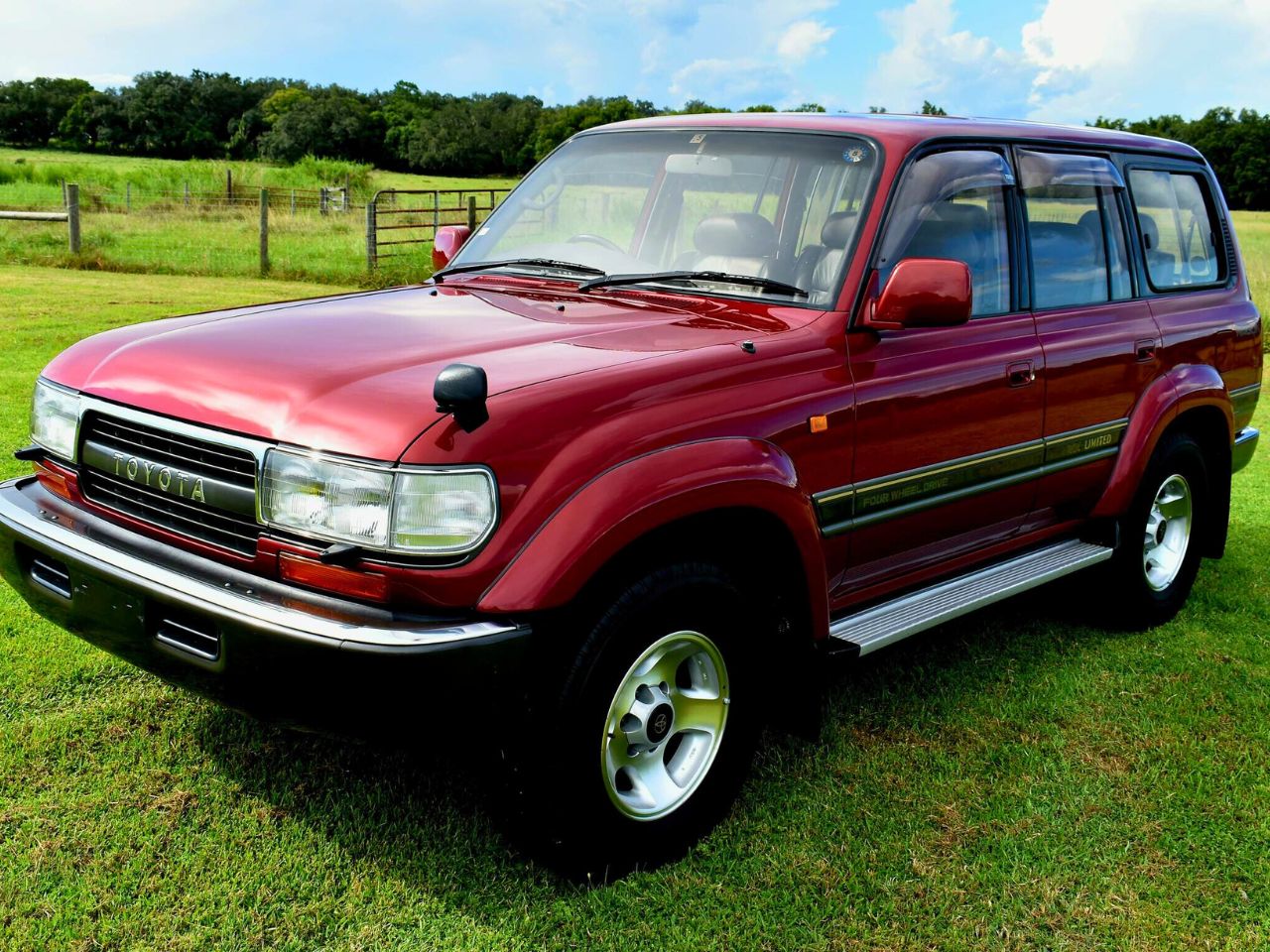  Toyota Land Cruiser