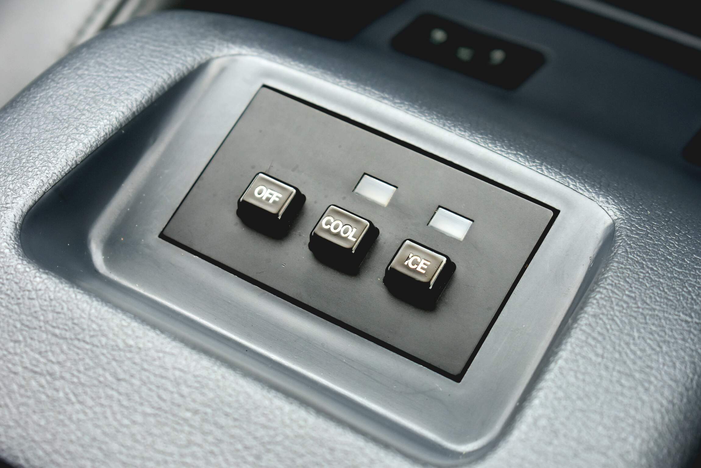 1993 Toyota Land Cruiser FZJ80 VX Limited