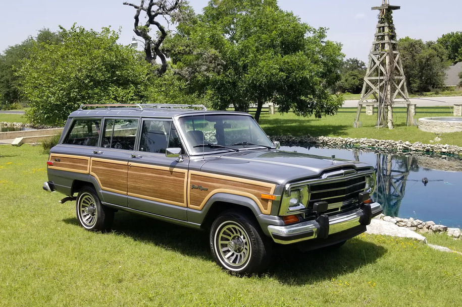 1989 Jeep Grand Wagoneer