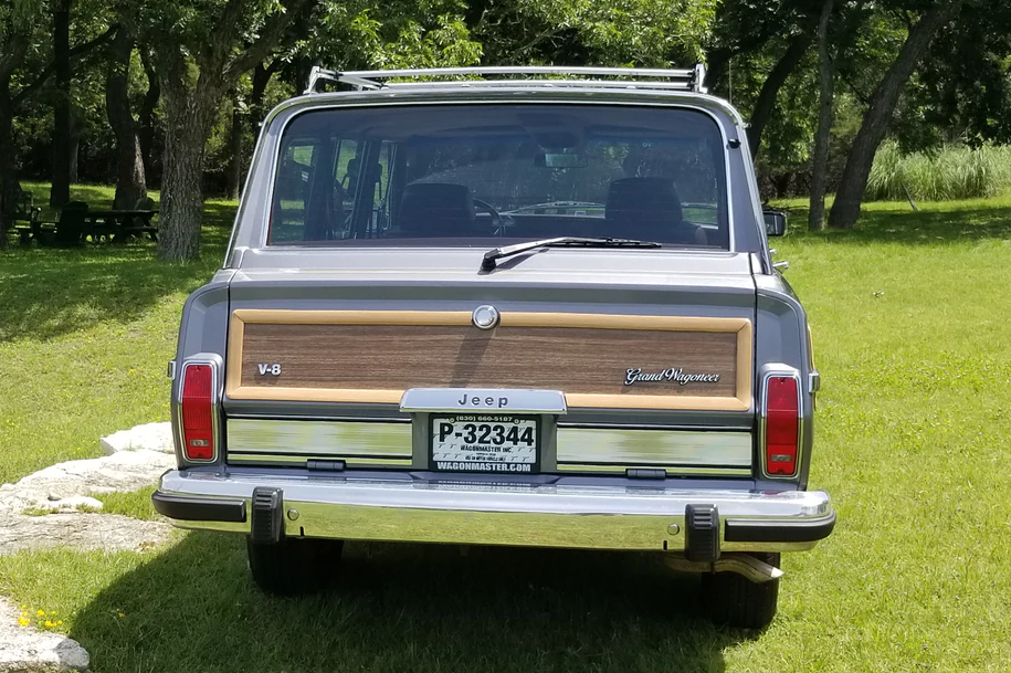 1989 Jeep Grand Wagoneer