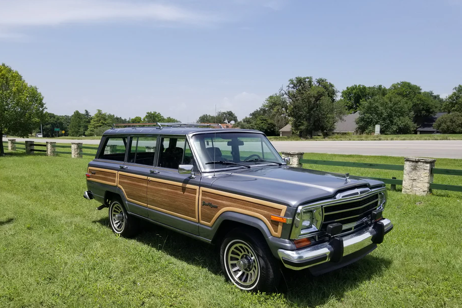 1989 Jeep Grand Wagoneer