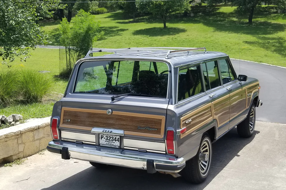 1989 Jeep Grand Wagoneer
