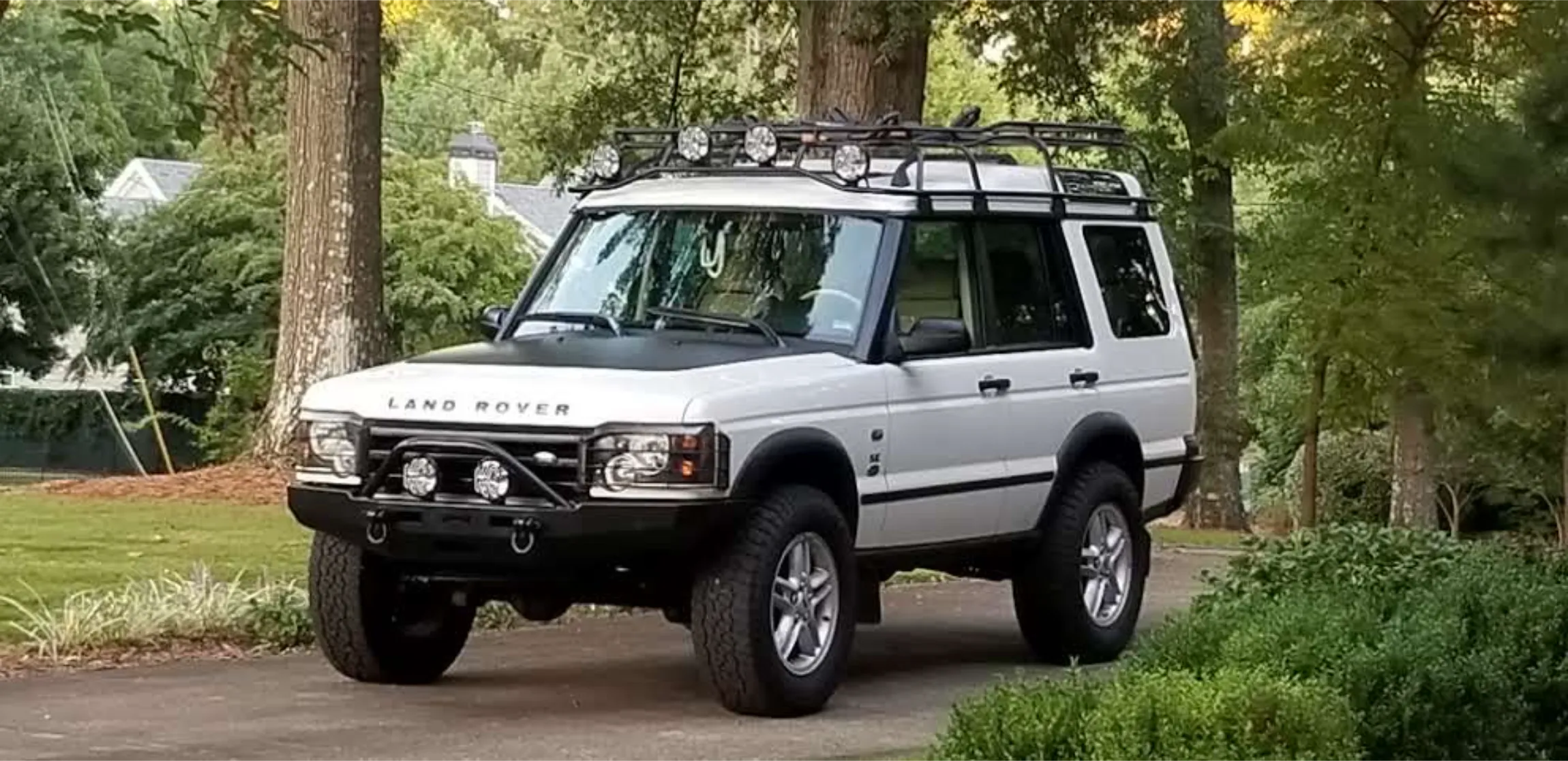 Sold: Modified 2003 Land Rover Discovery SE