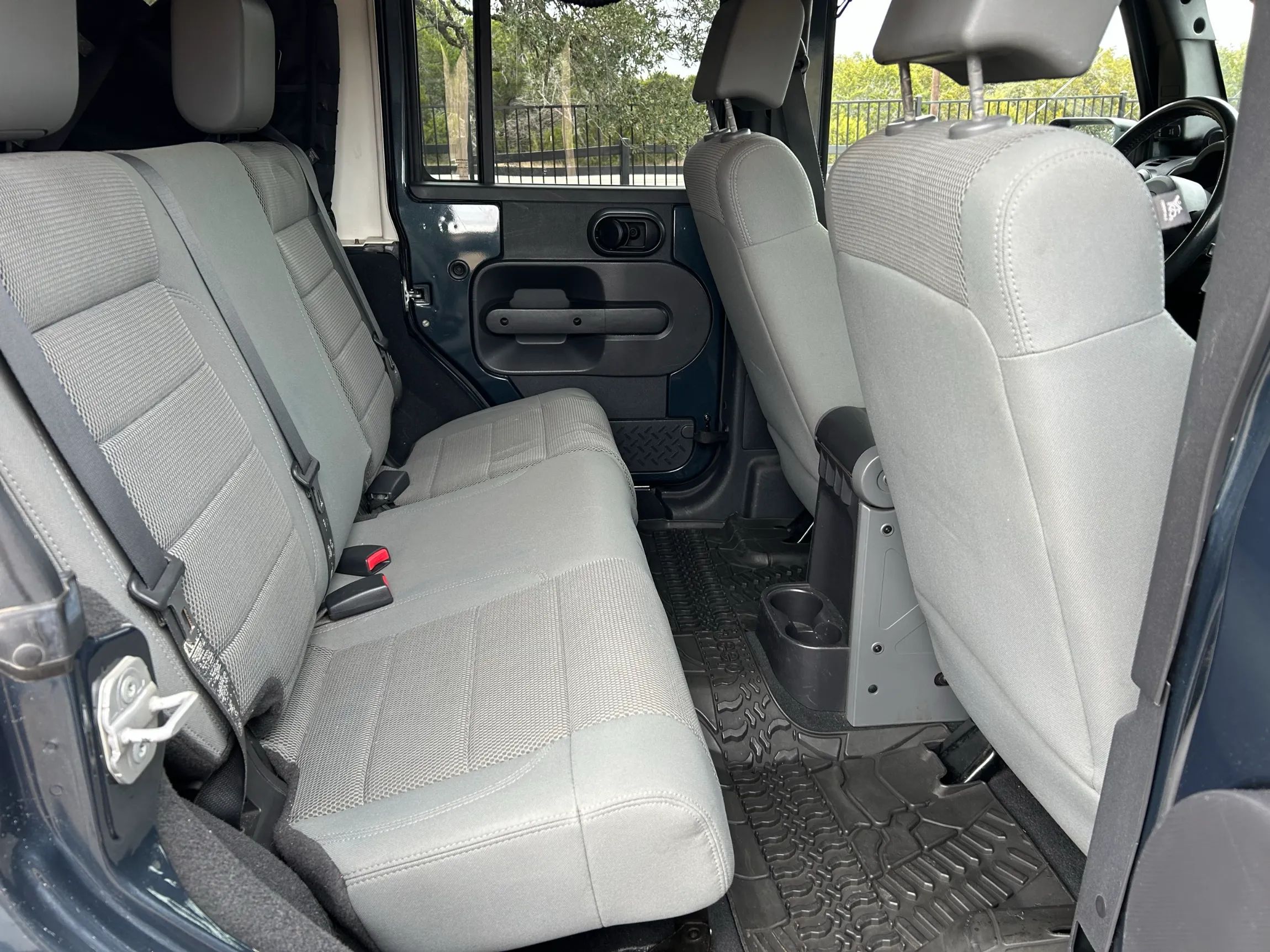 Sold: 2007 Jeep Wrangler Unlimited Sahara