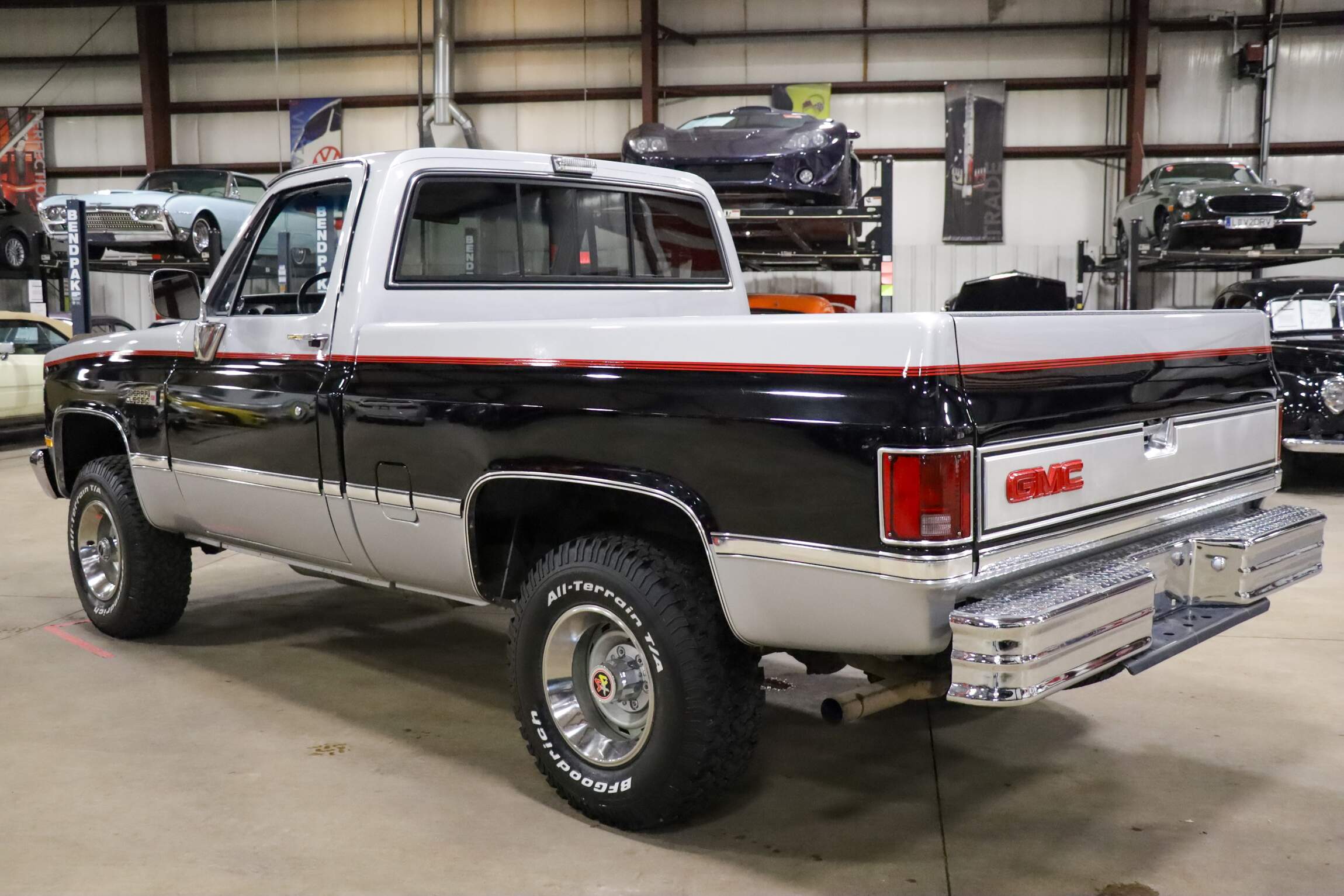 Sold: 1984 GMC K1500 Sierra Classic 4×4